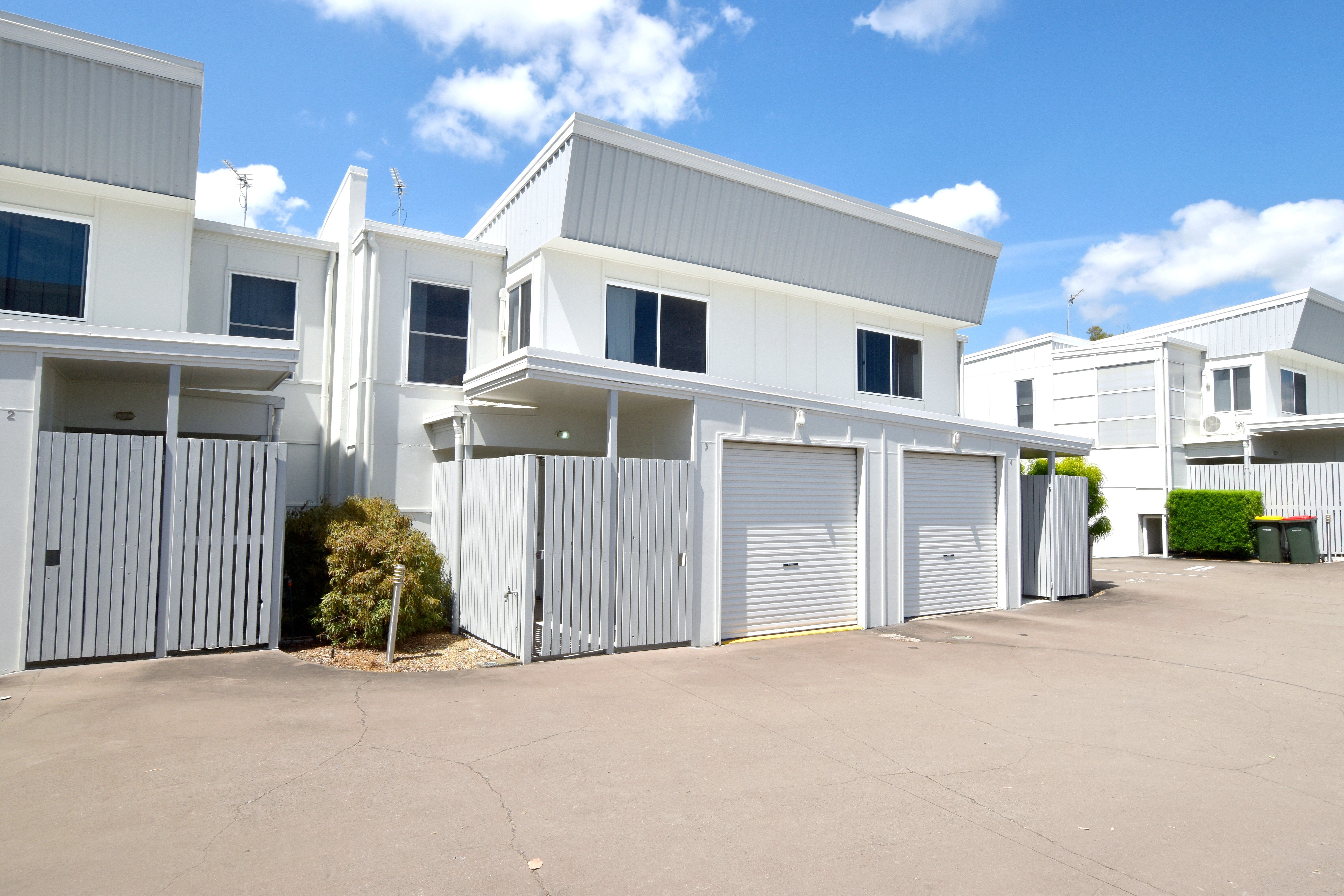 3/9 Cockatoo Drive, New Auckland, QLD 4680