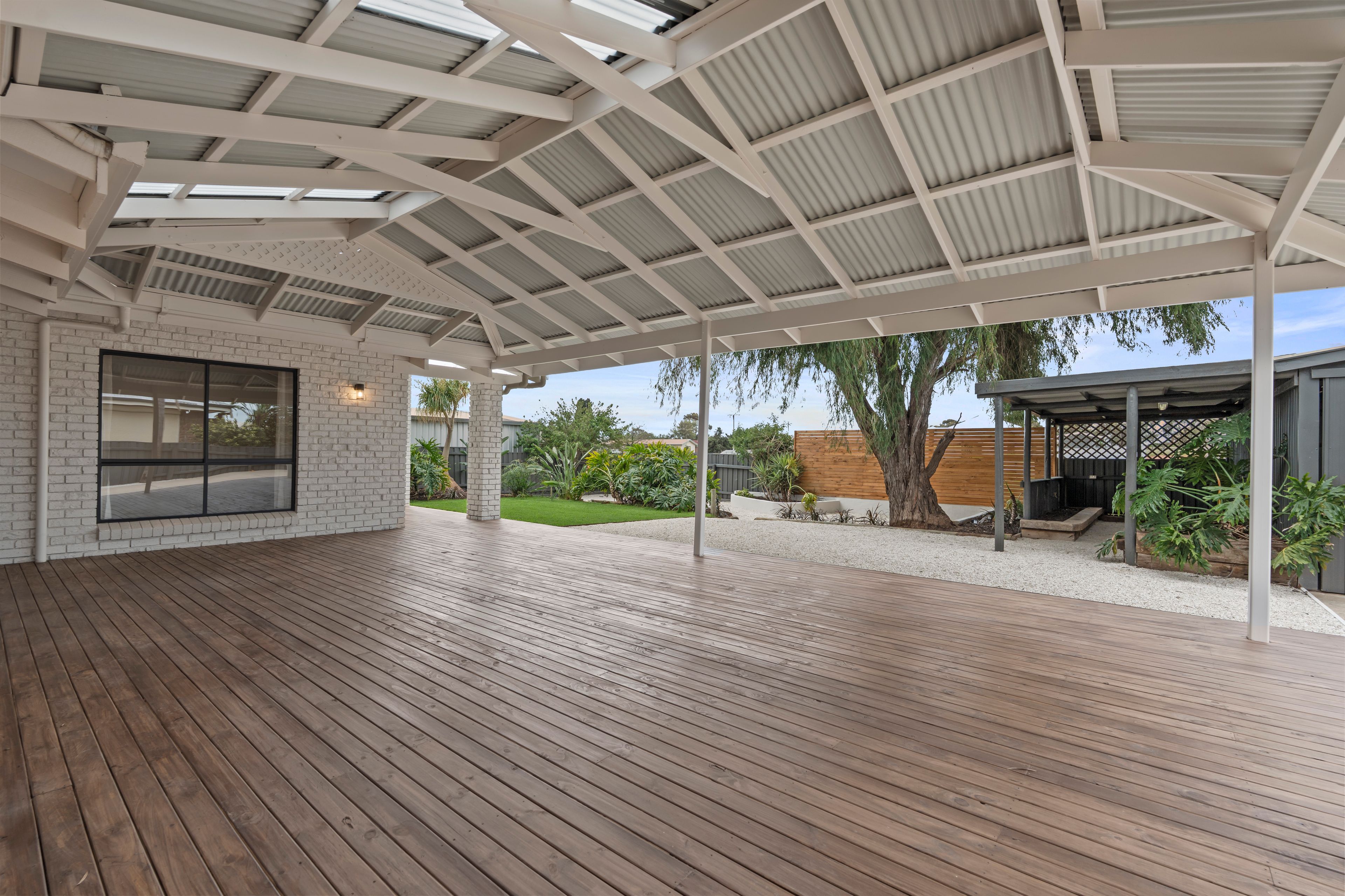 142 Bay Road — photo 17 of 30