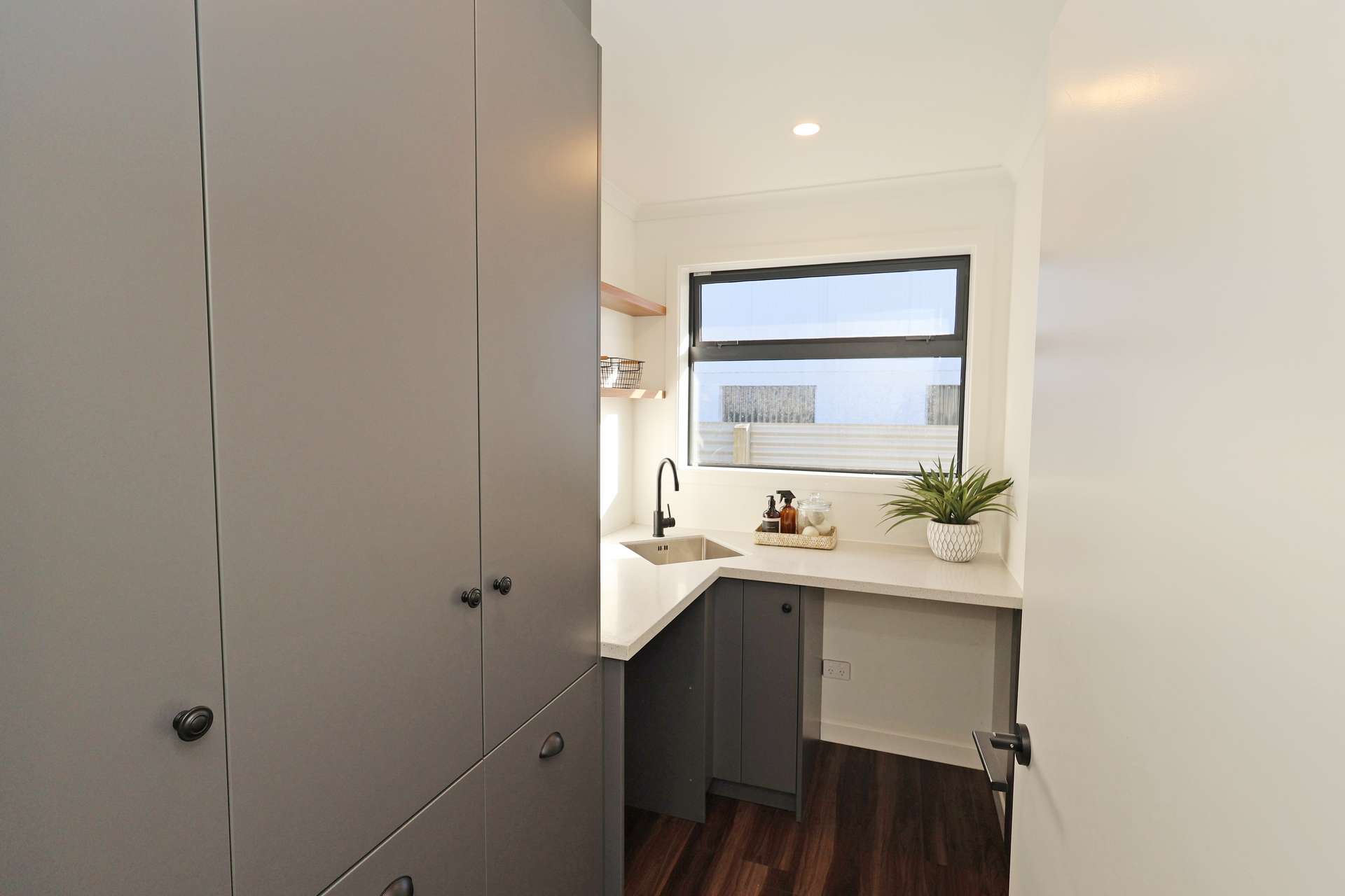 331 Chelmsford Street photo 23