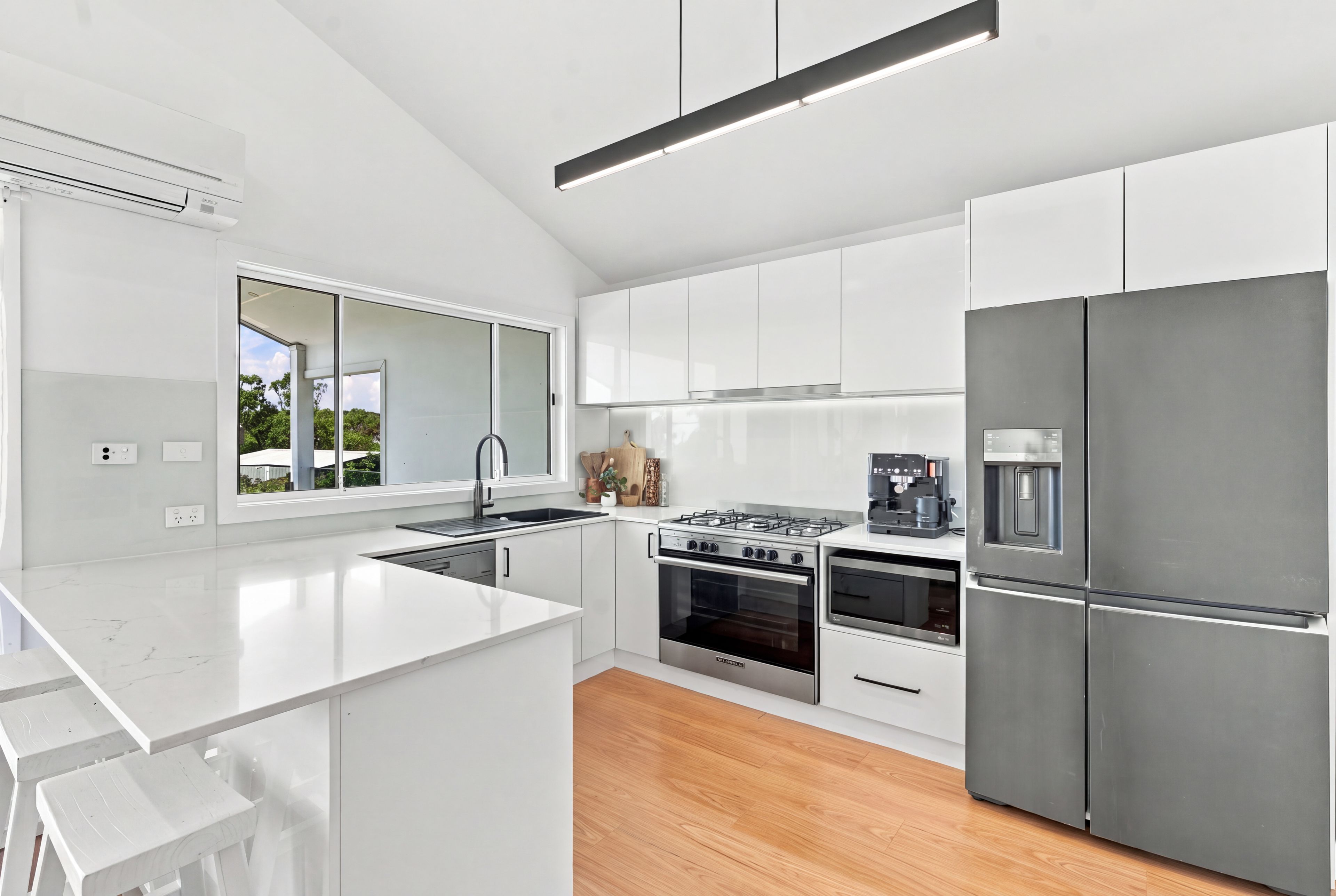 62 Promenade Avenue — photo 5 of 18