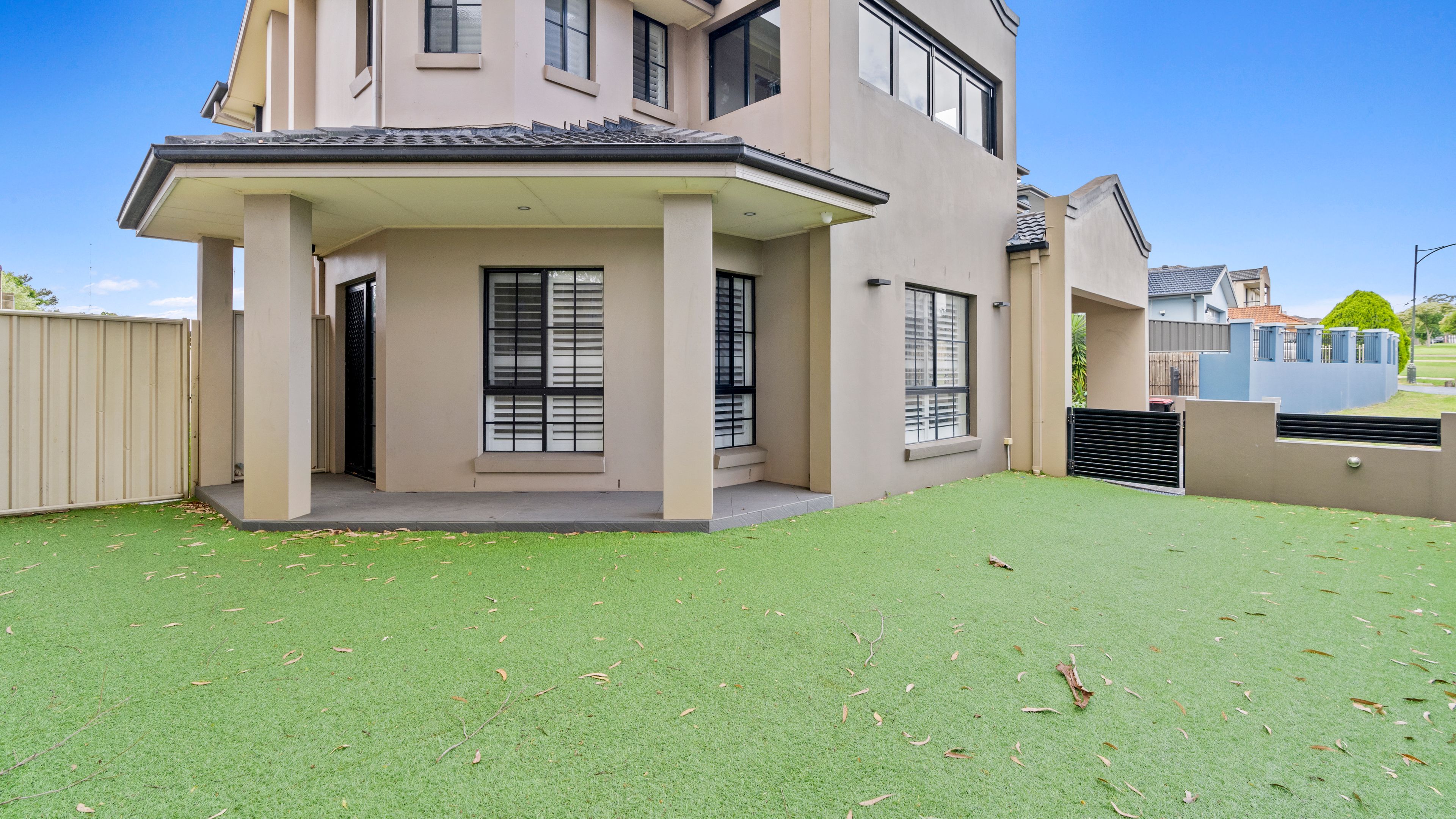 81 Wattle Road, Casula, NSW 2170