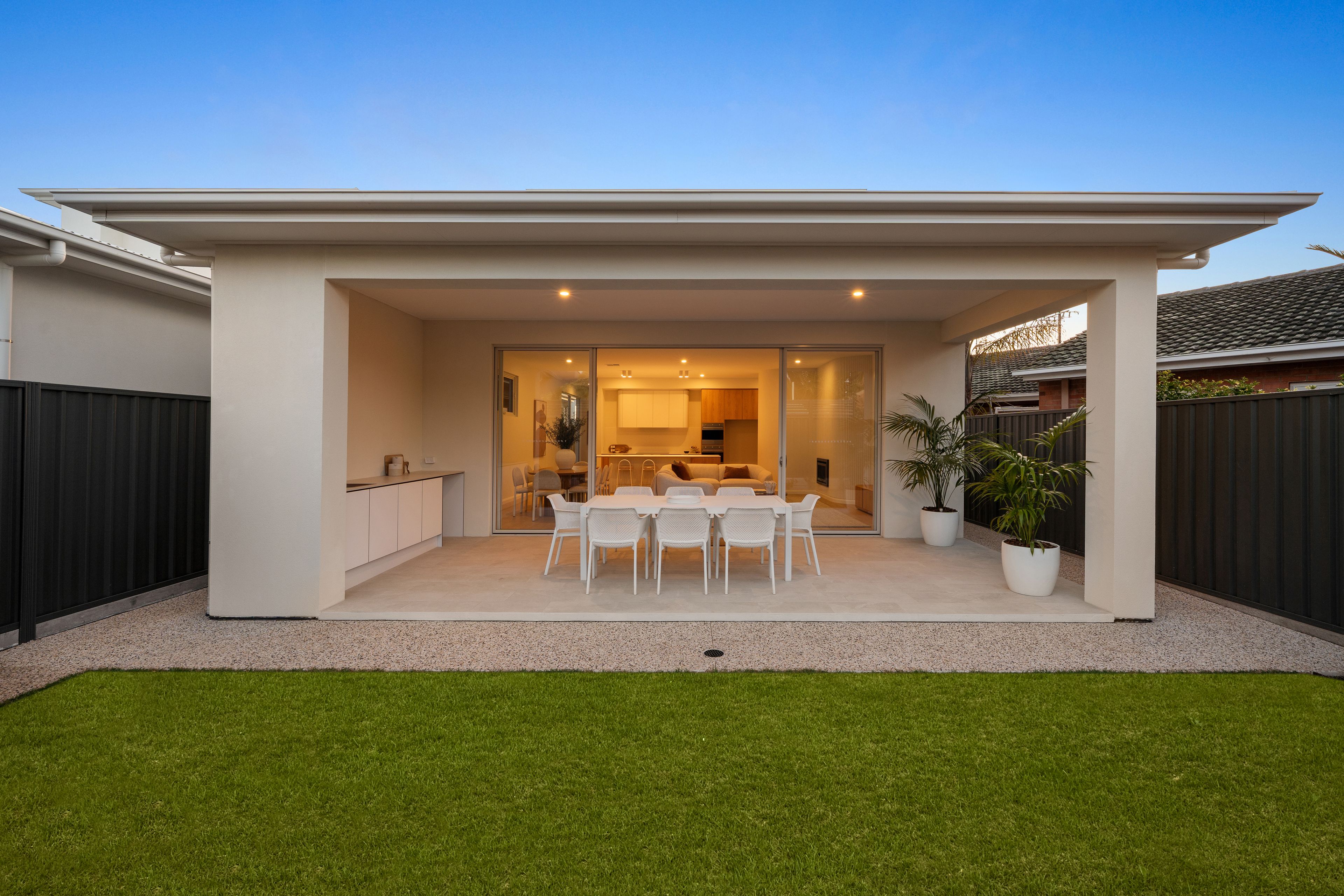19 King George Avenue — photo 23 of 30