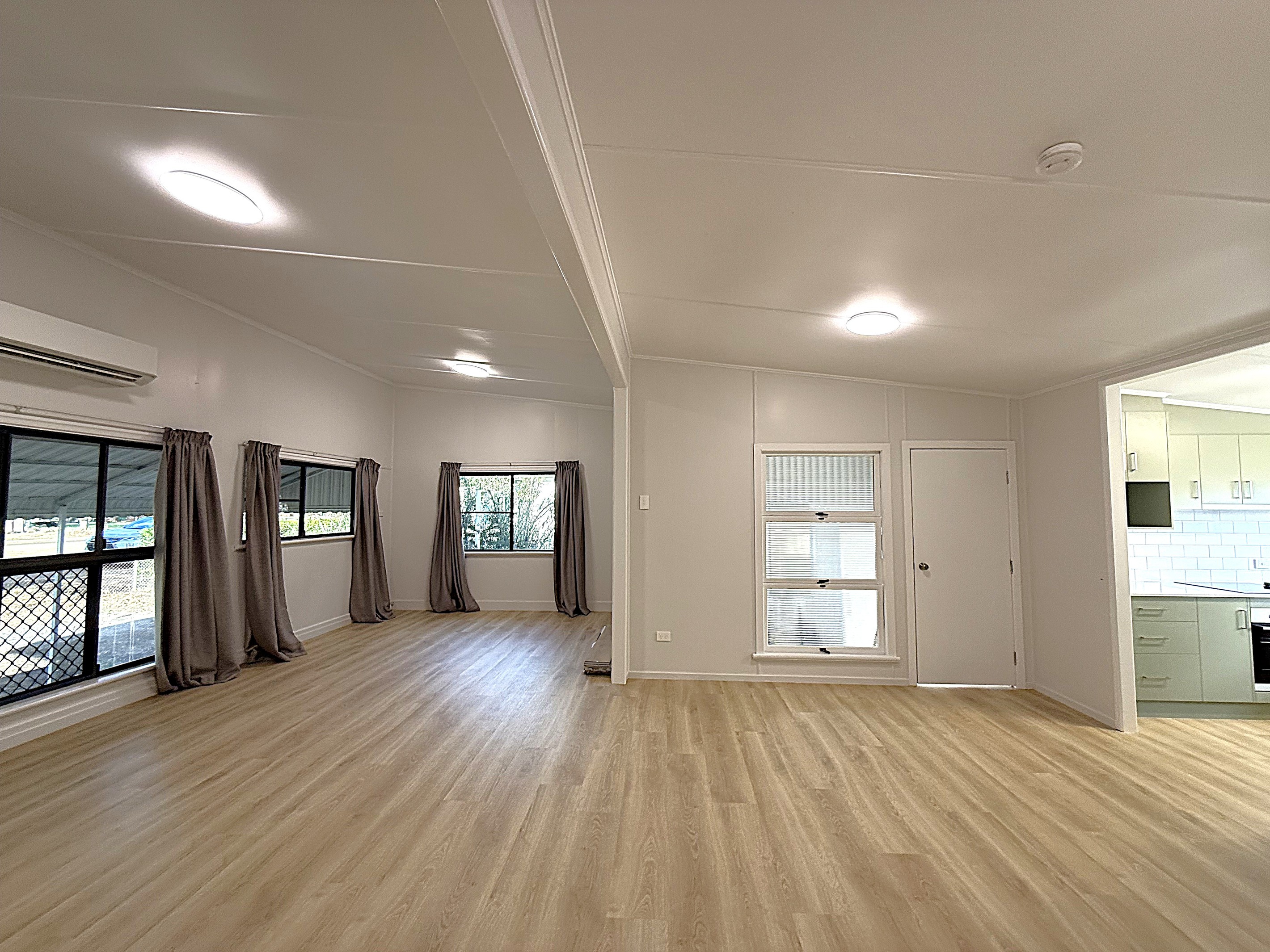 59 Wompoo Road, Longreach, QLD 4730