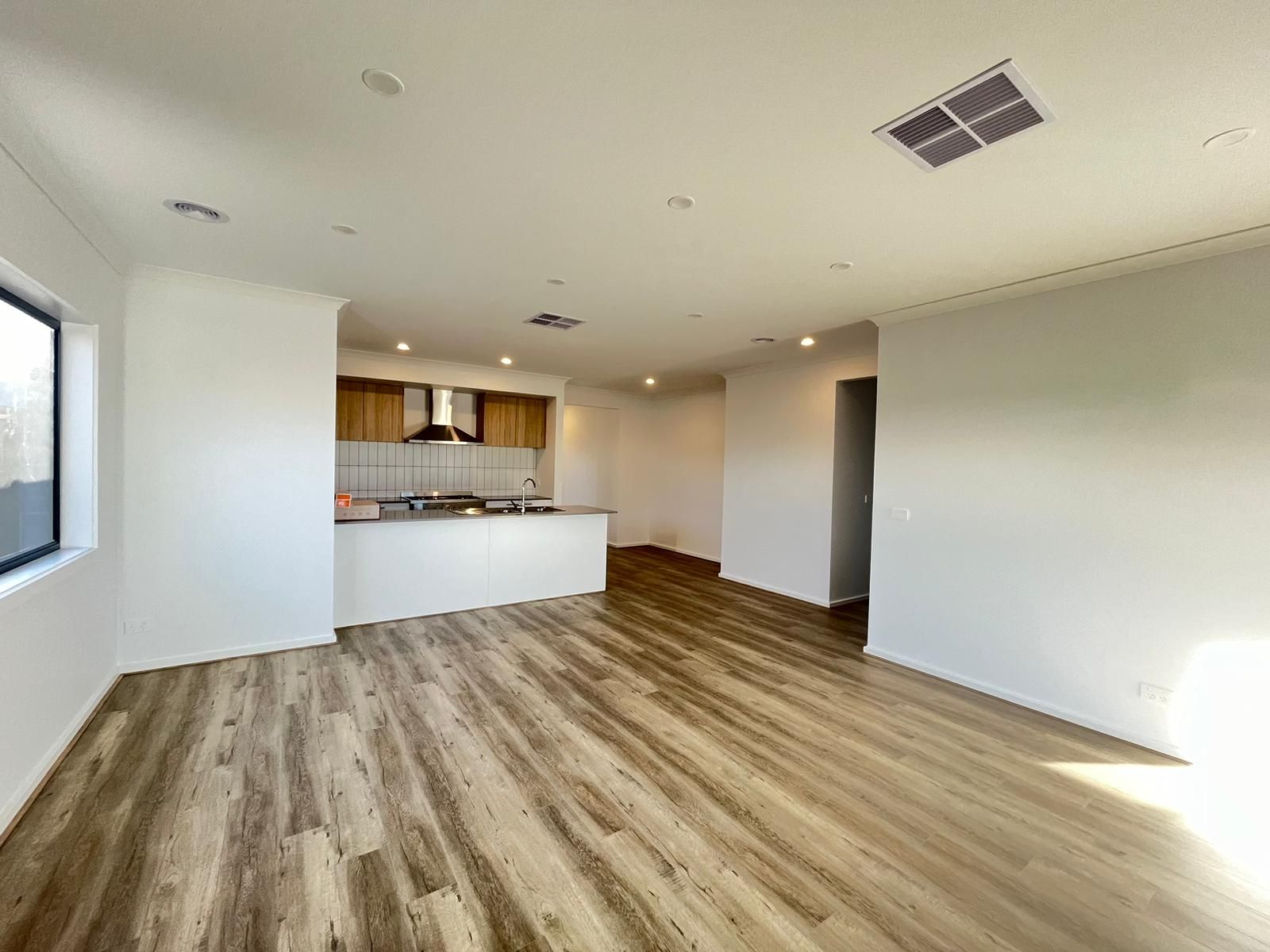 3 Cowal Street — photo 7 of 17