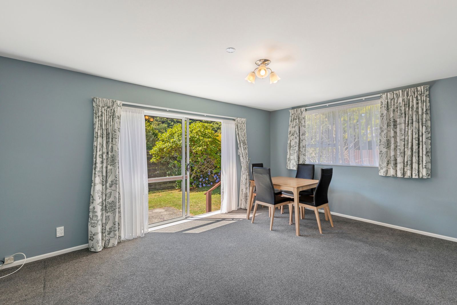 5B Fremont Grove, Totara Park, Upper Hutt City