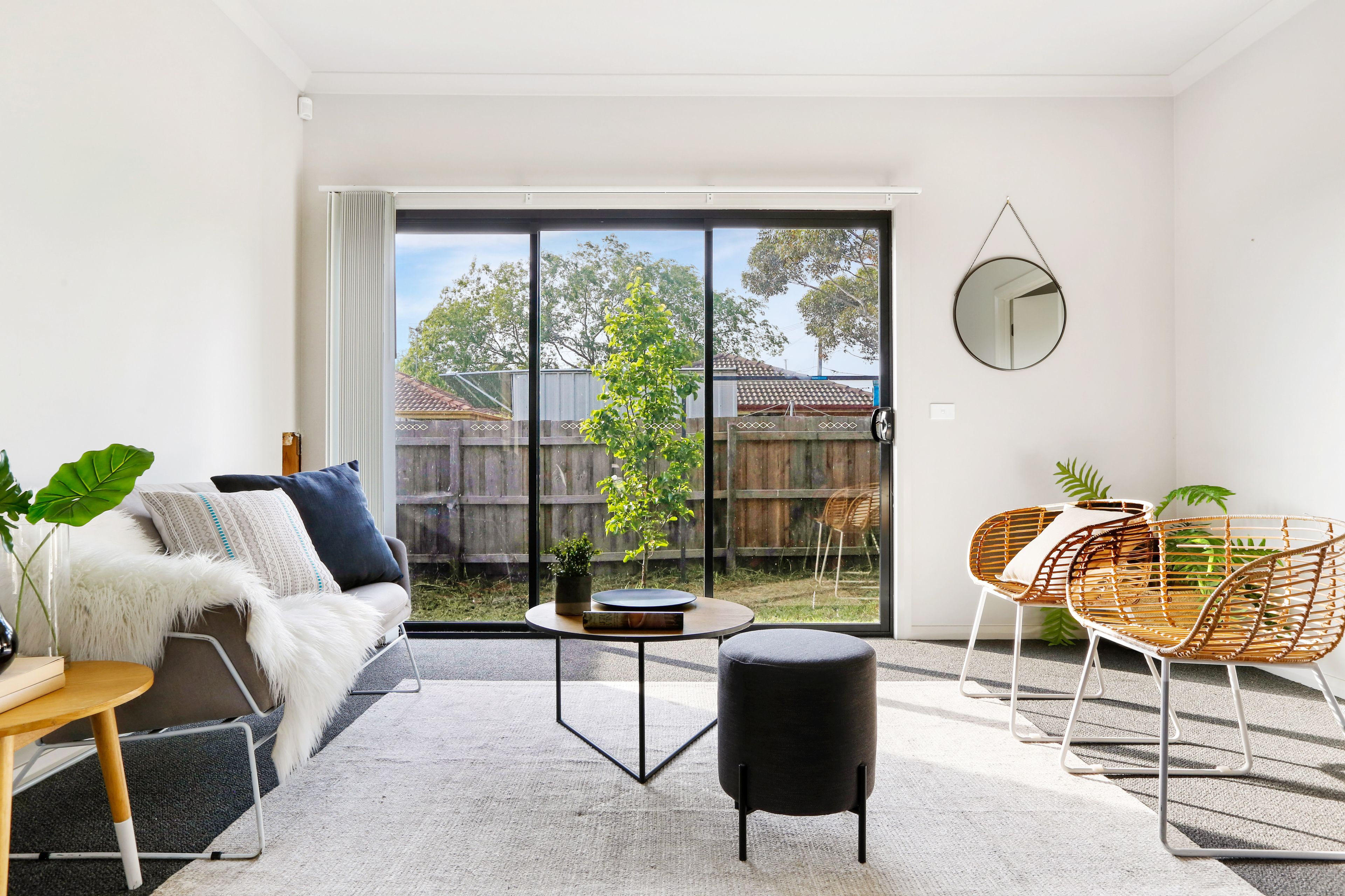 2/5 Dixie Court, Meadow Heights, VIC 3048