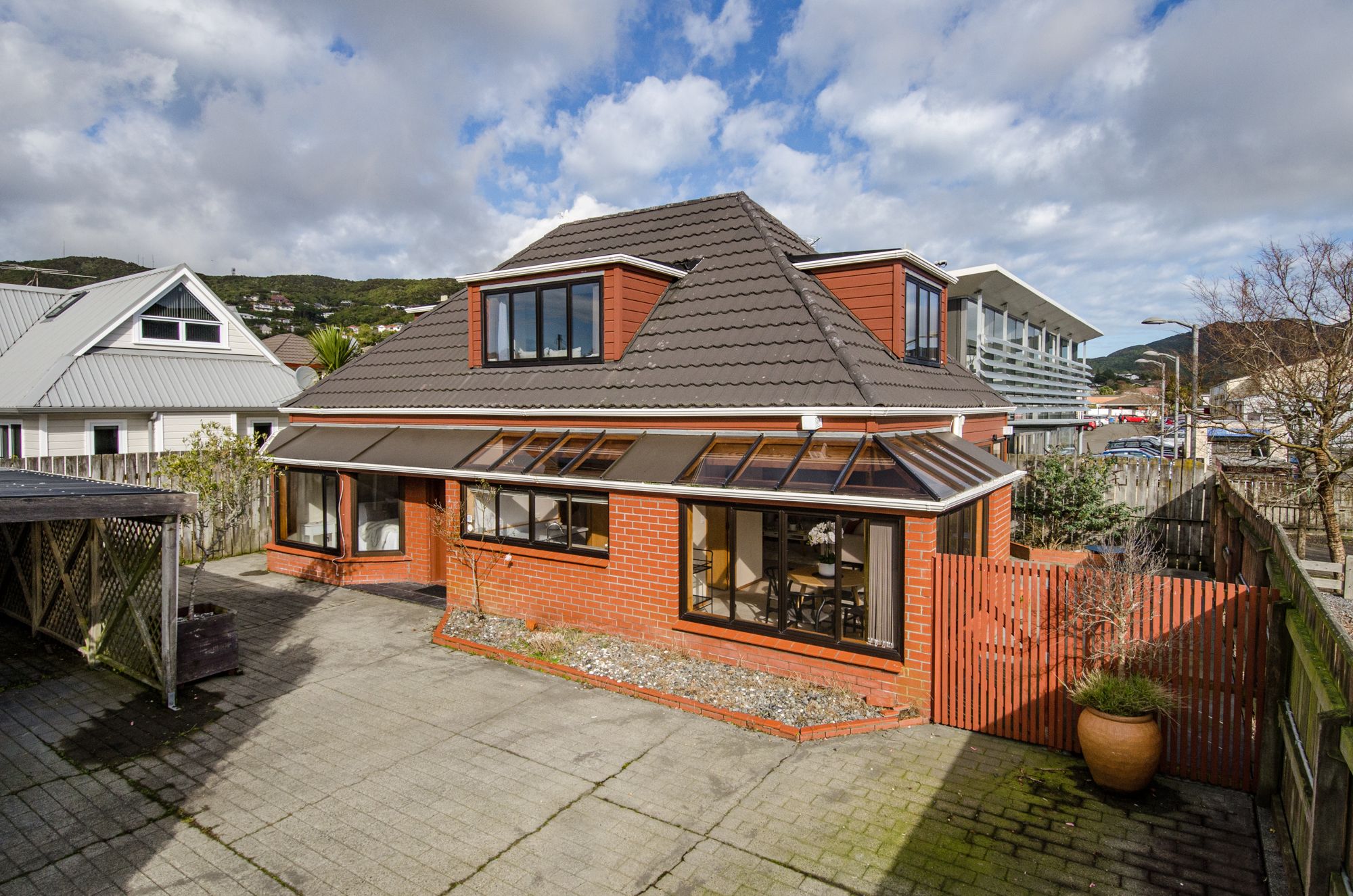 8a Campbell Street, Karori, Wellington City