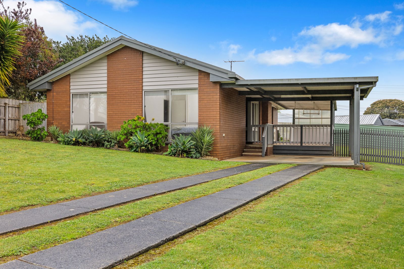 6 Hilton Court, Leongatha VIC 3953