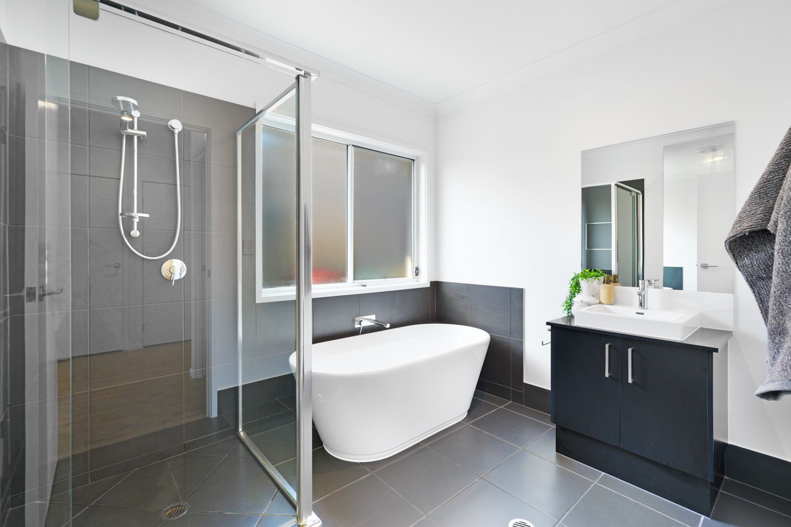 12 Oatley Street — photo 19 of 28