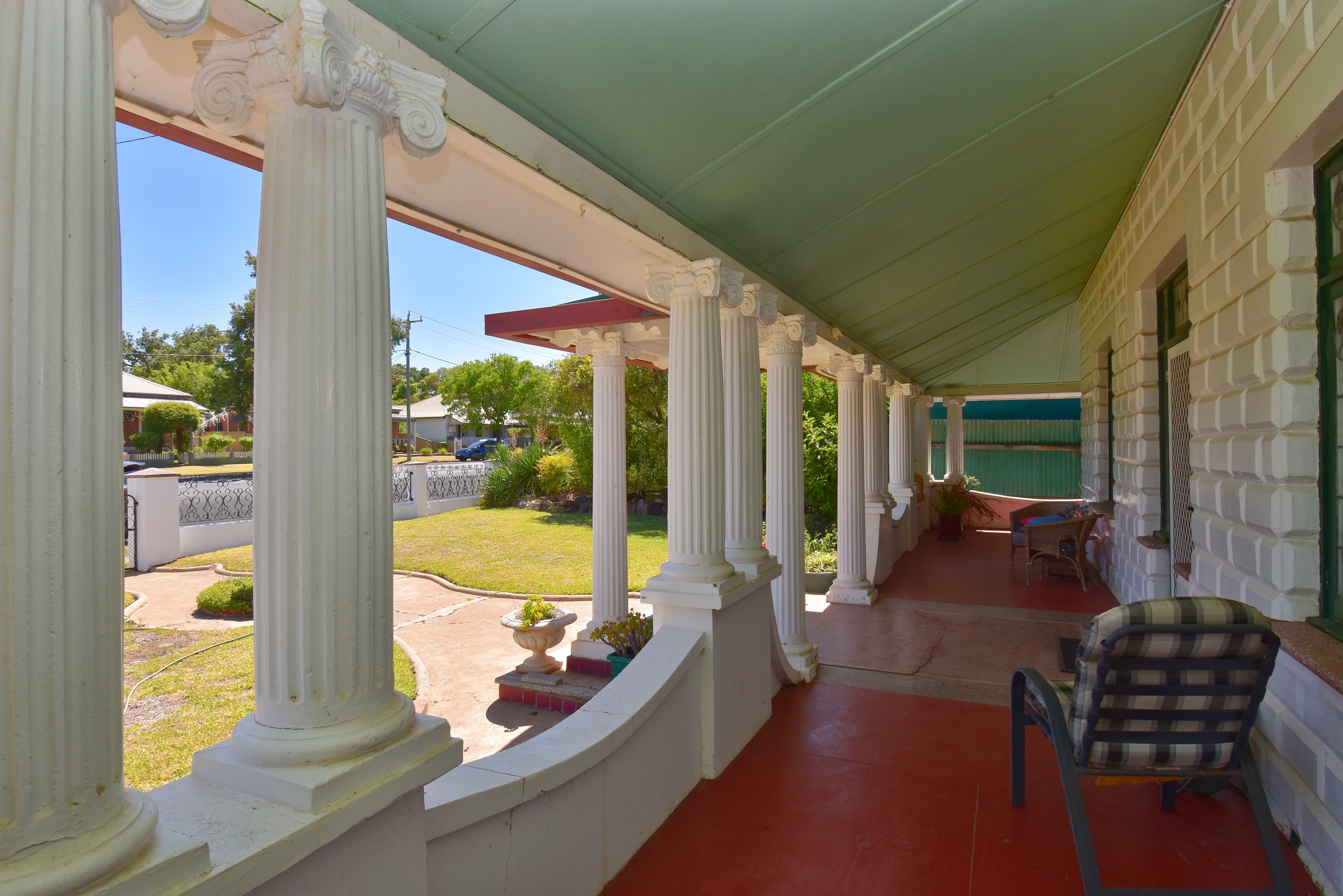45 Gisborne Street — photo 3 of 18