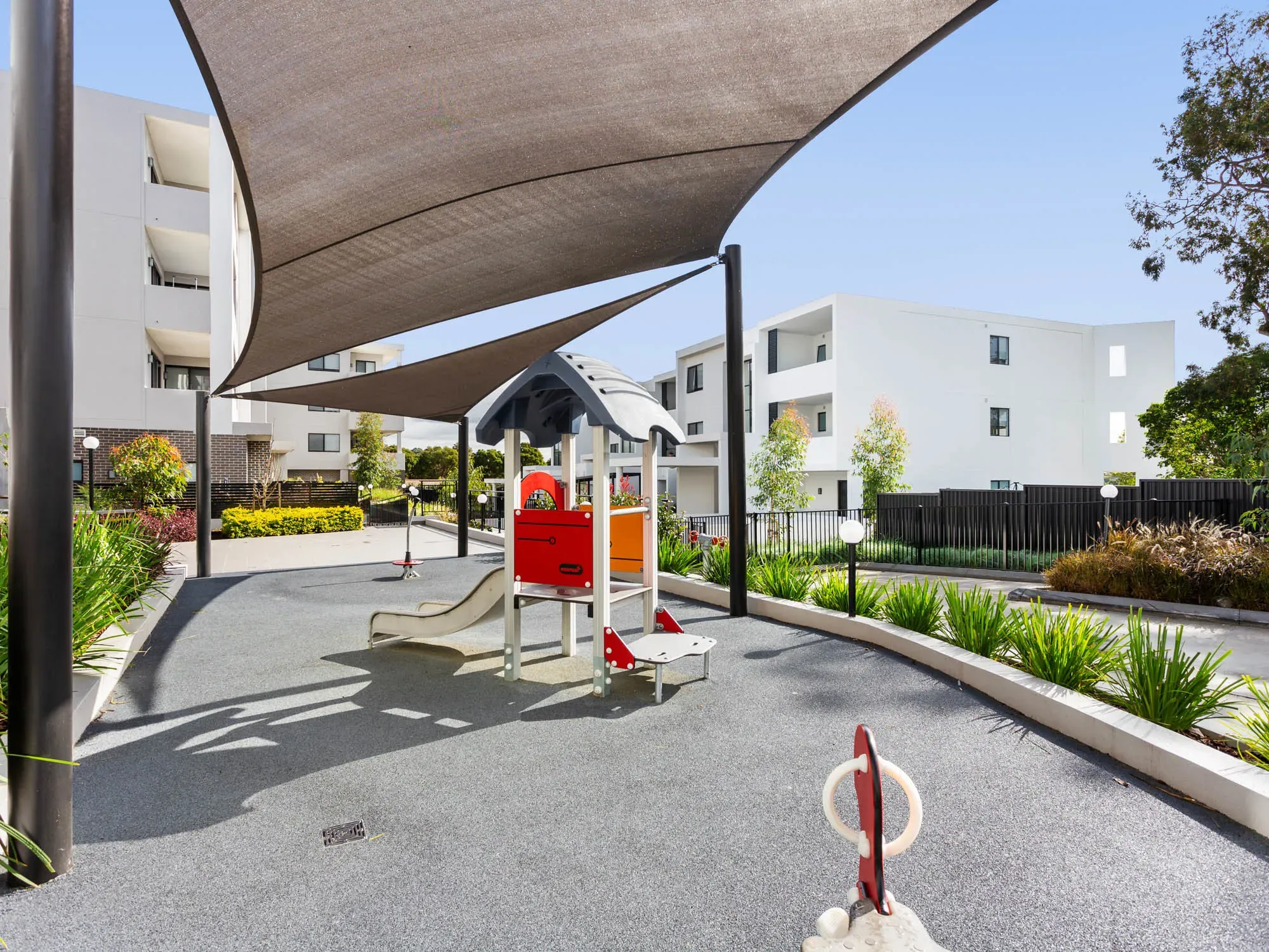 314/2B Pendle Way — photo 9 of 9