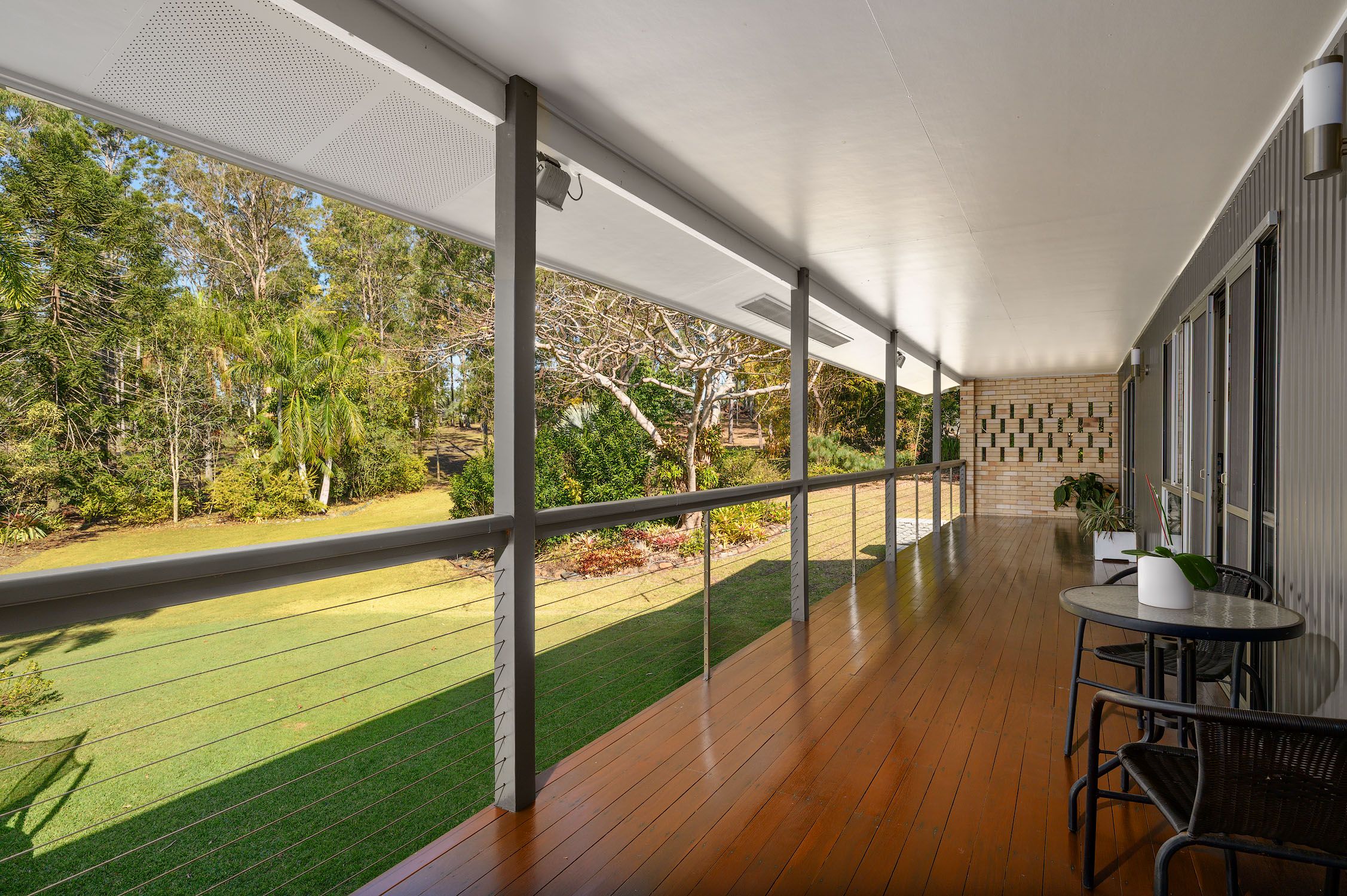 29 Groves Road — photo 3 of 30