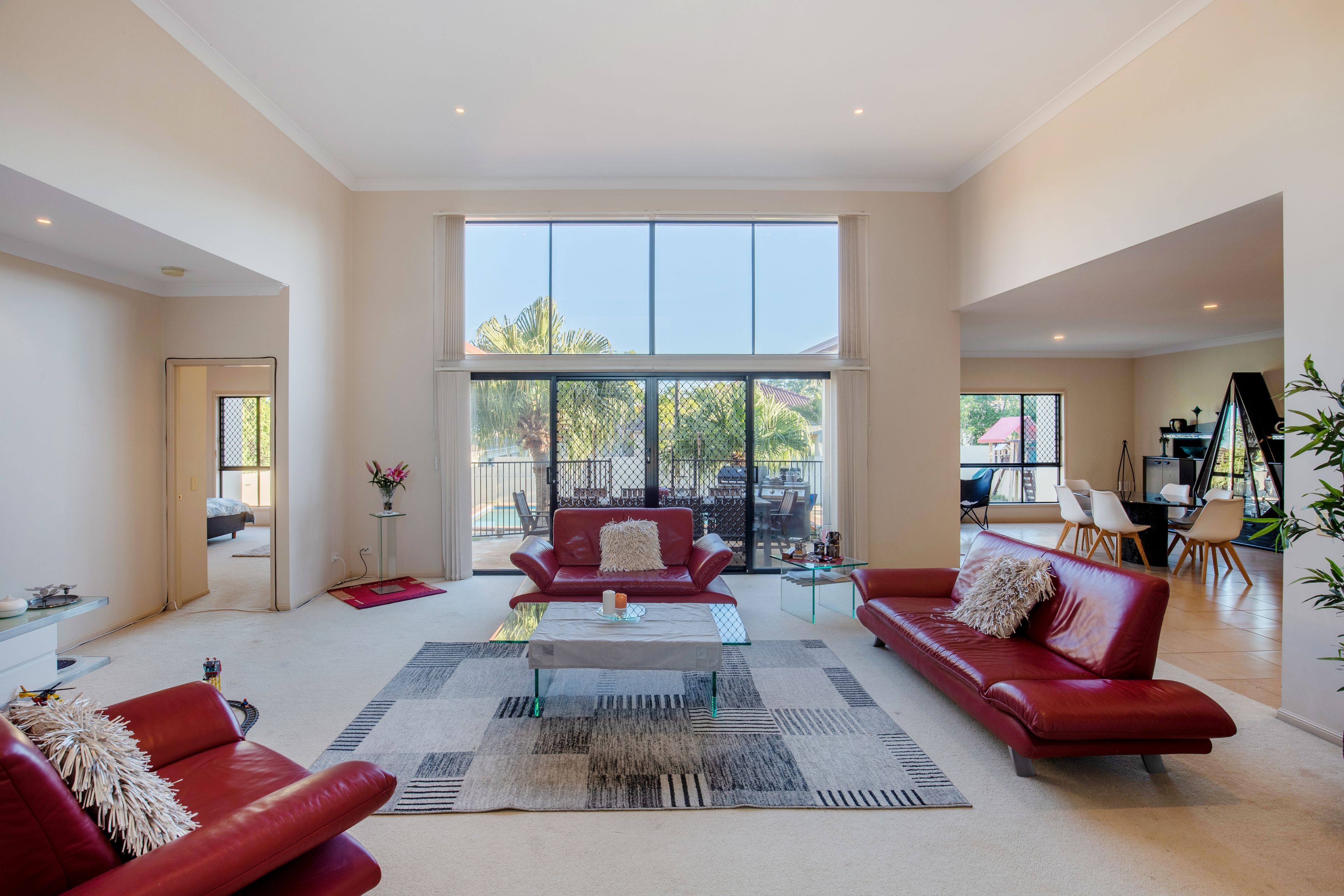 32 Nottinghill Gate Drive, Arundel, QLD 4214