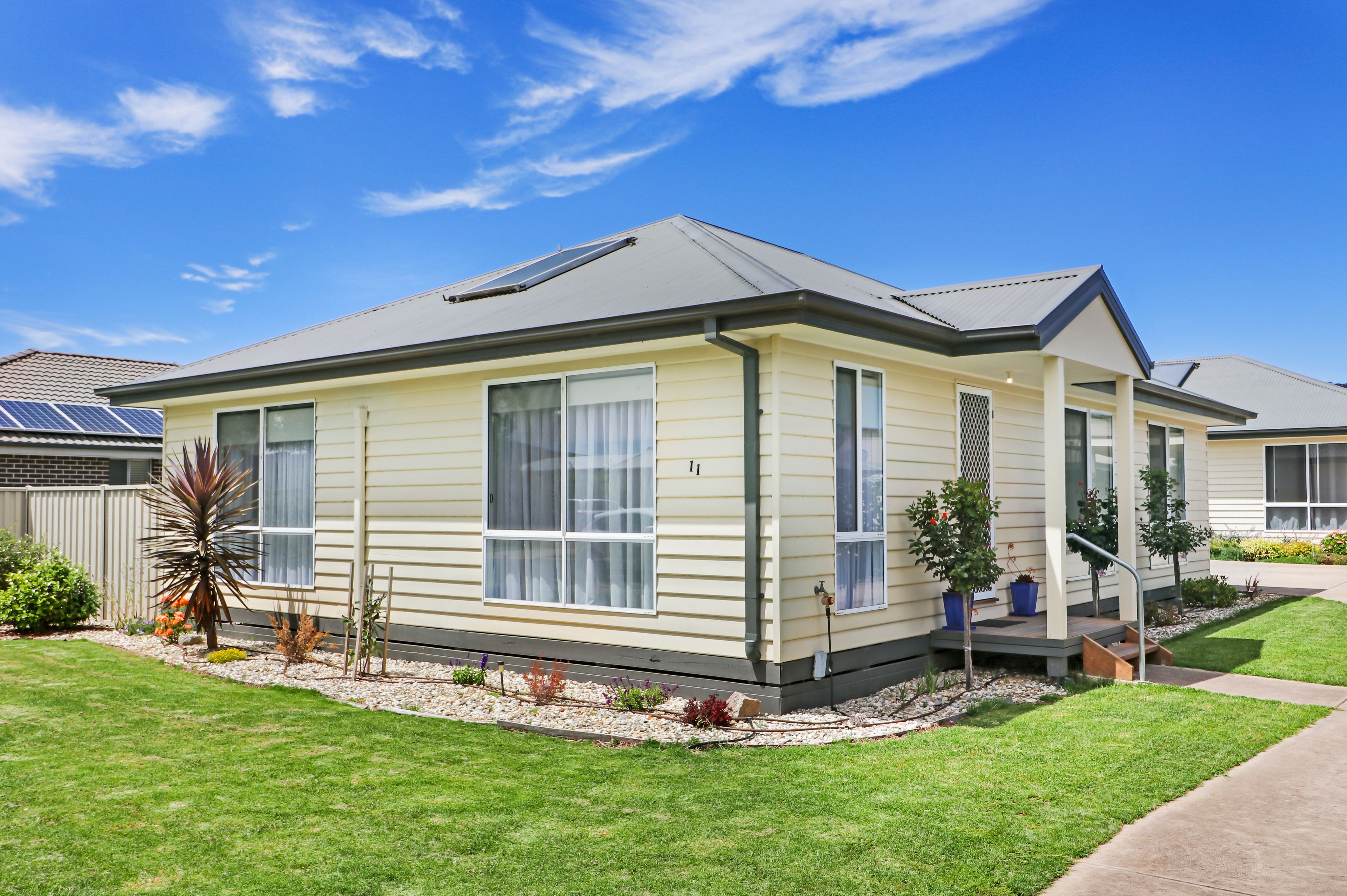 1/11 Bellview Court, Mansfield, VIC 3722