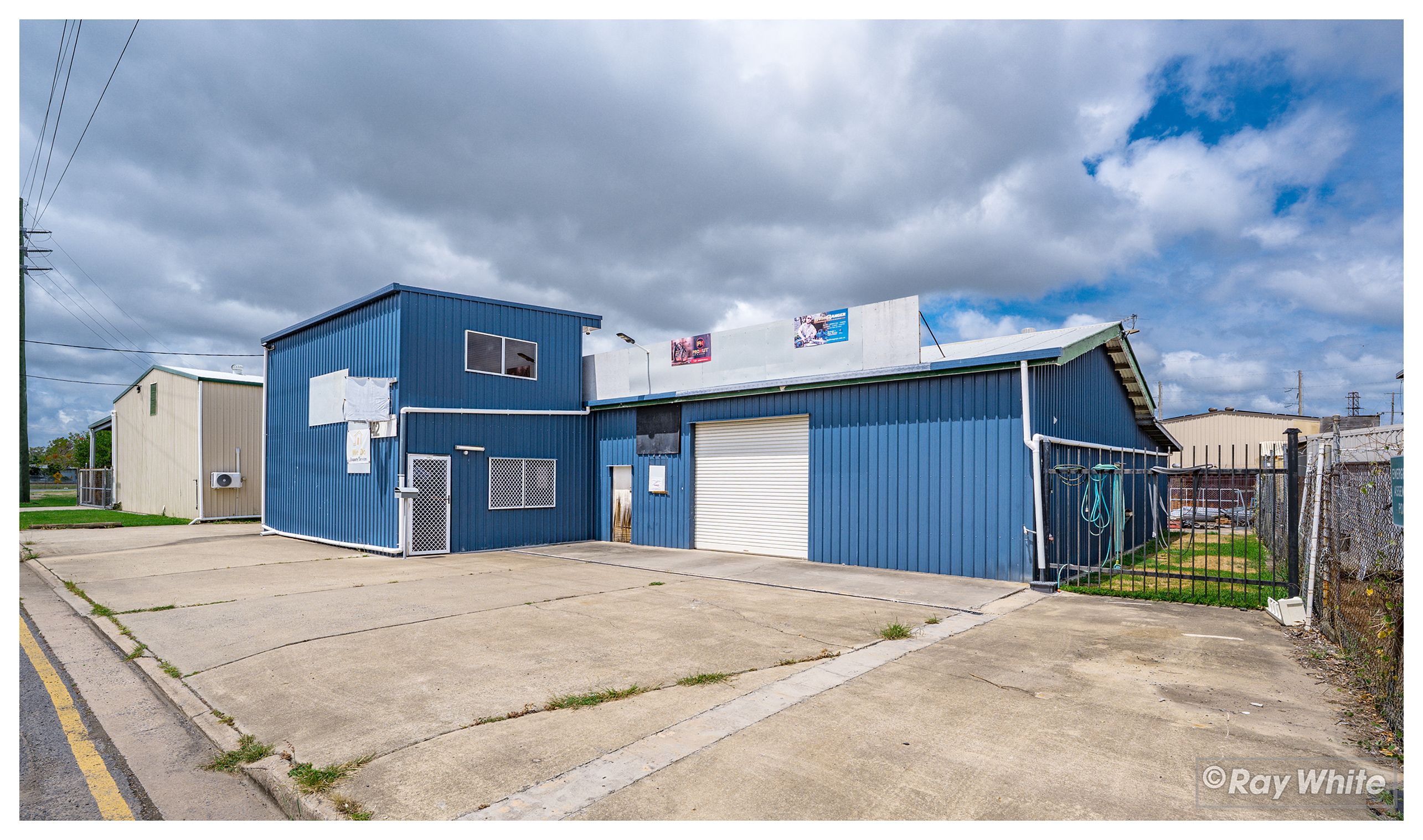 42 Robison Street, Park Avenue QLD 4701