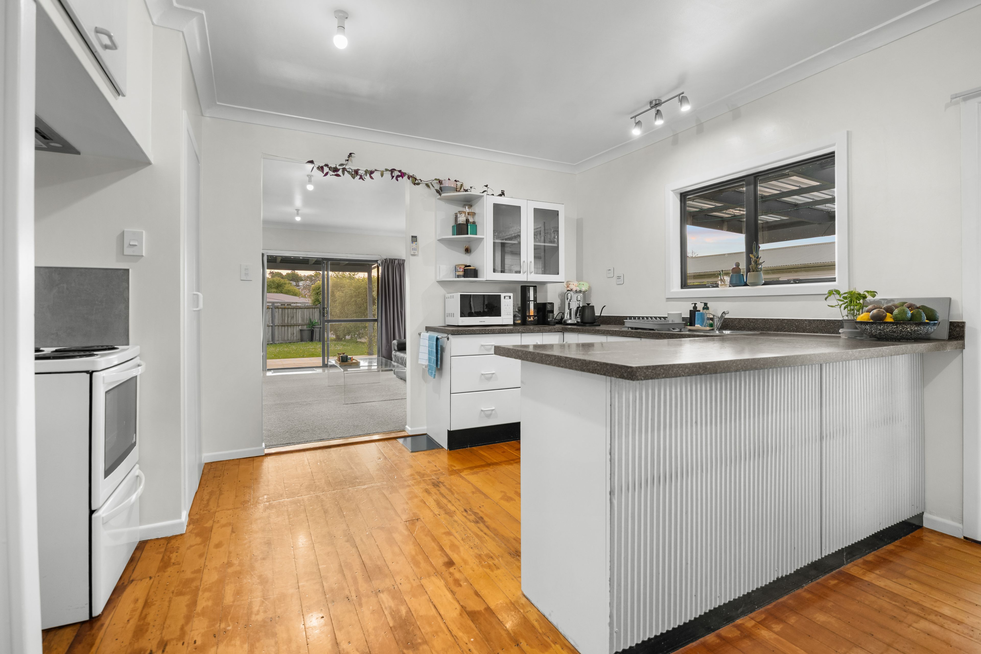 130 Awaroa Road, Helensville, Rodney