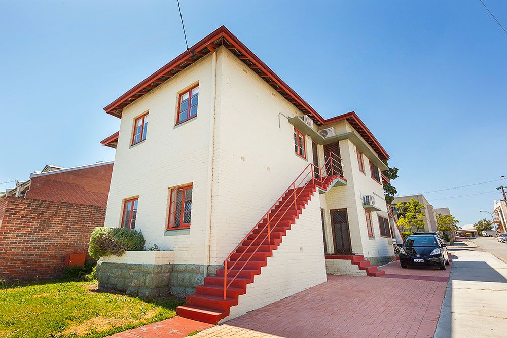 1/3 Brisbane Place, Perth WA 6000