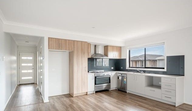1 Amity Street, Strathtulloh, VIC 3338