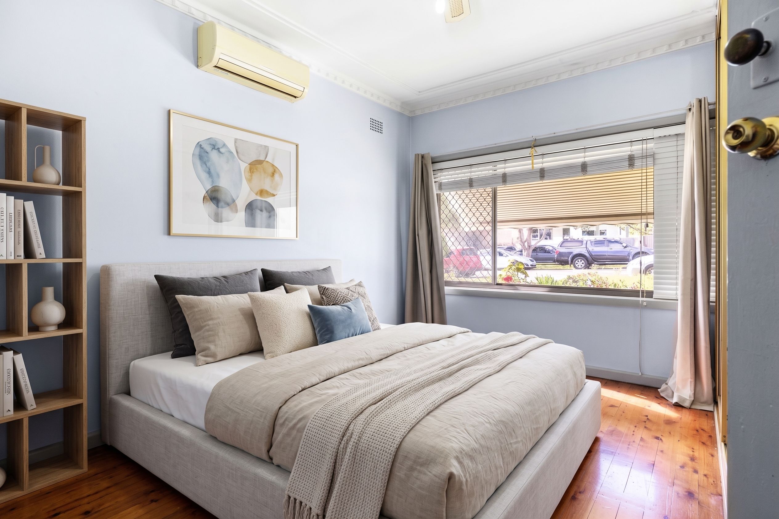 39 Yanderra Street — photo 7 of 12