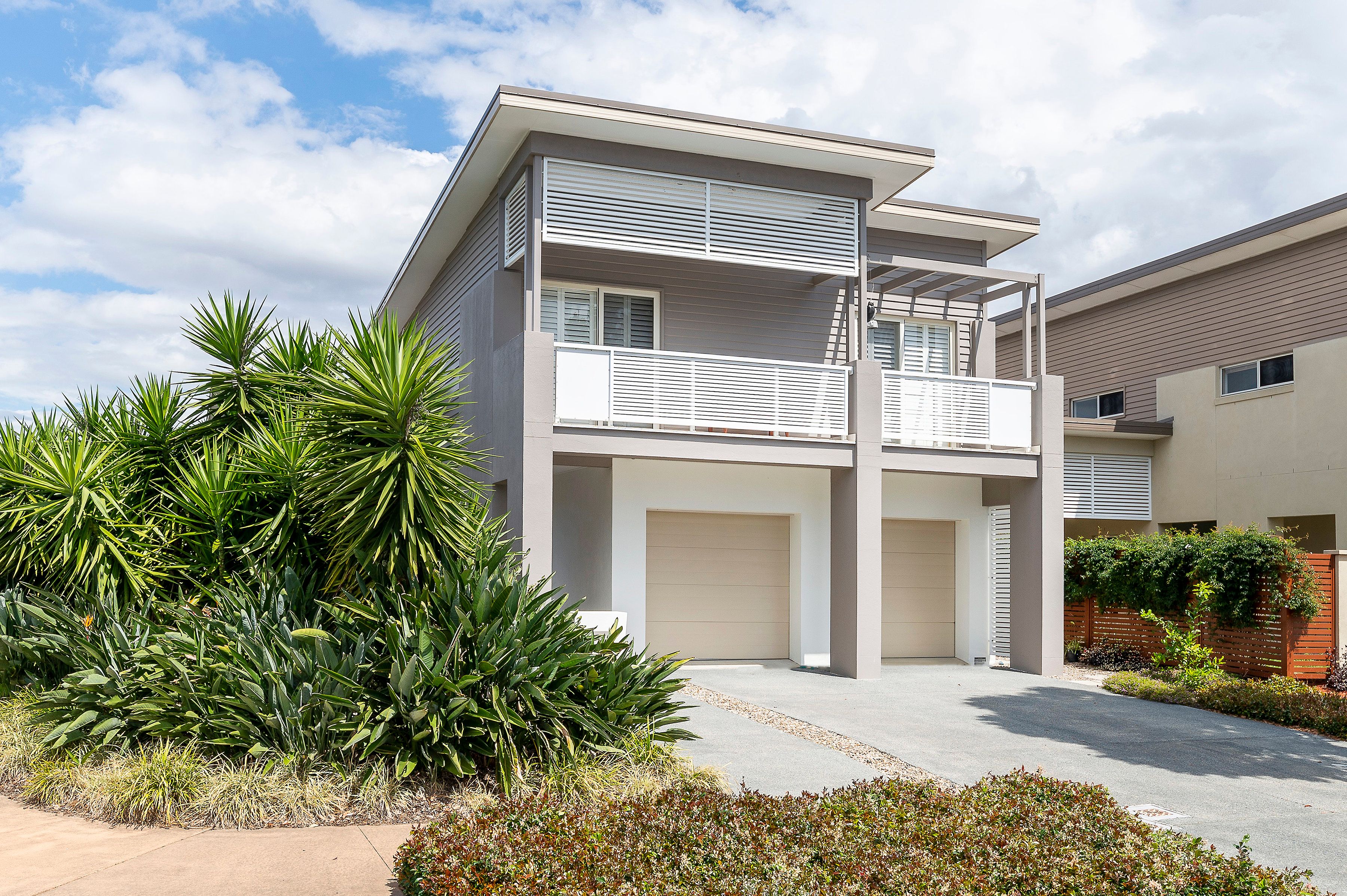 14 Cova Boulevard, Hope Island, QLD 4212