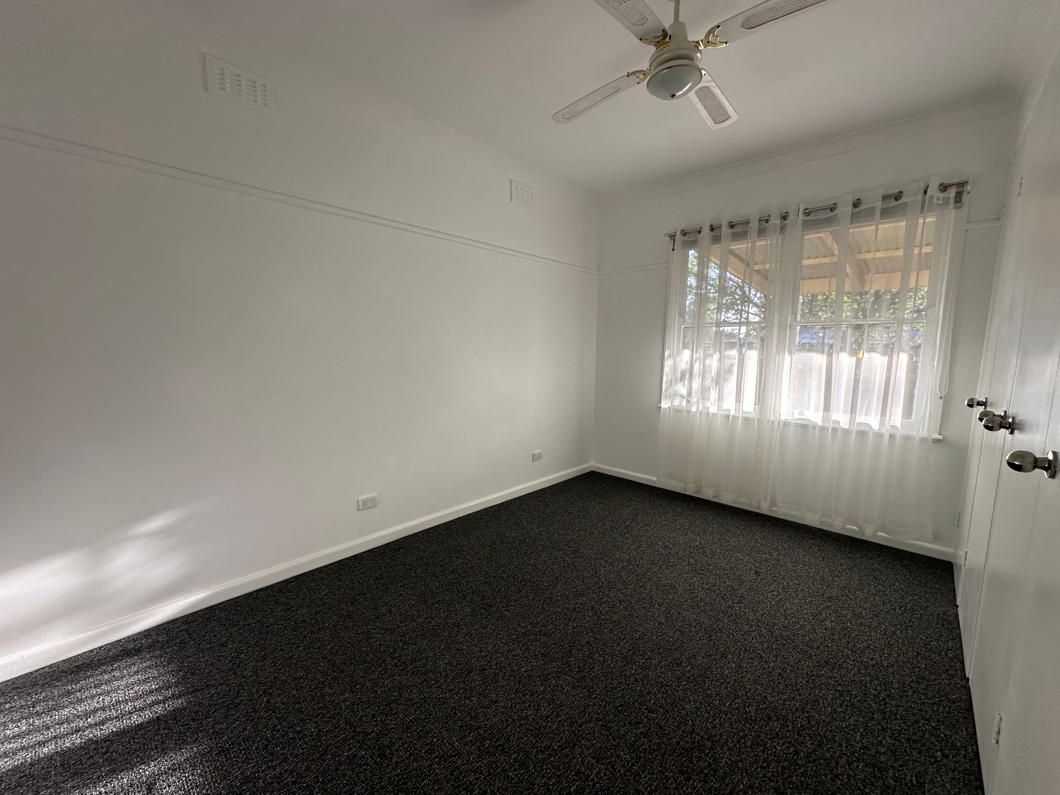 58 Mackellar Street — photo 7 of 9