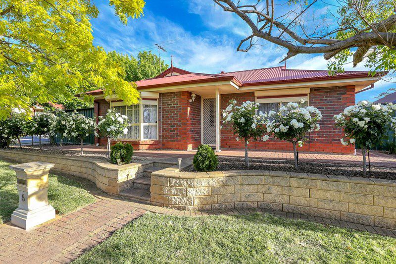 5 Queensborough Drive, Salisbury Heights, SA 5109