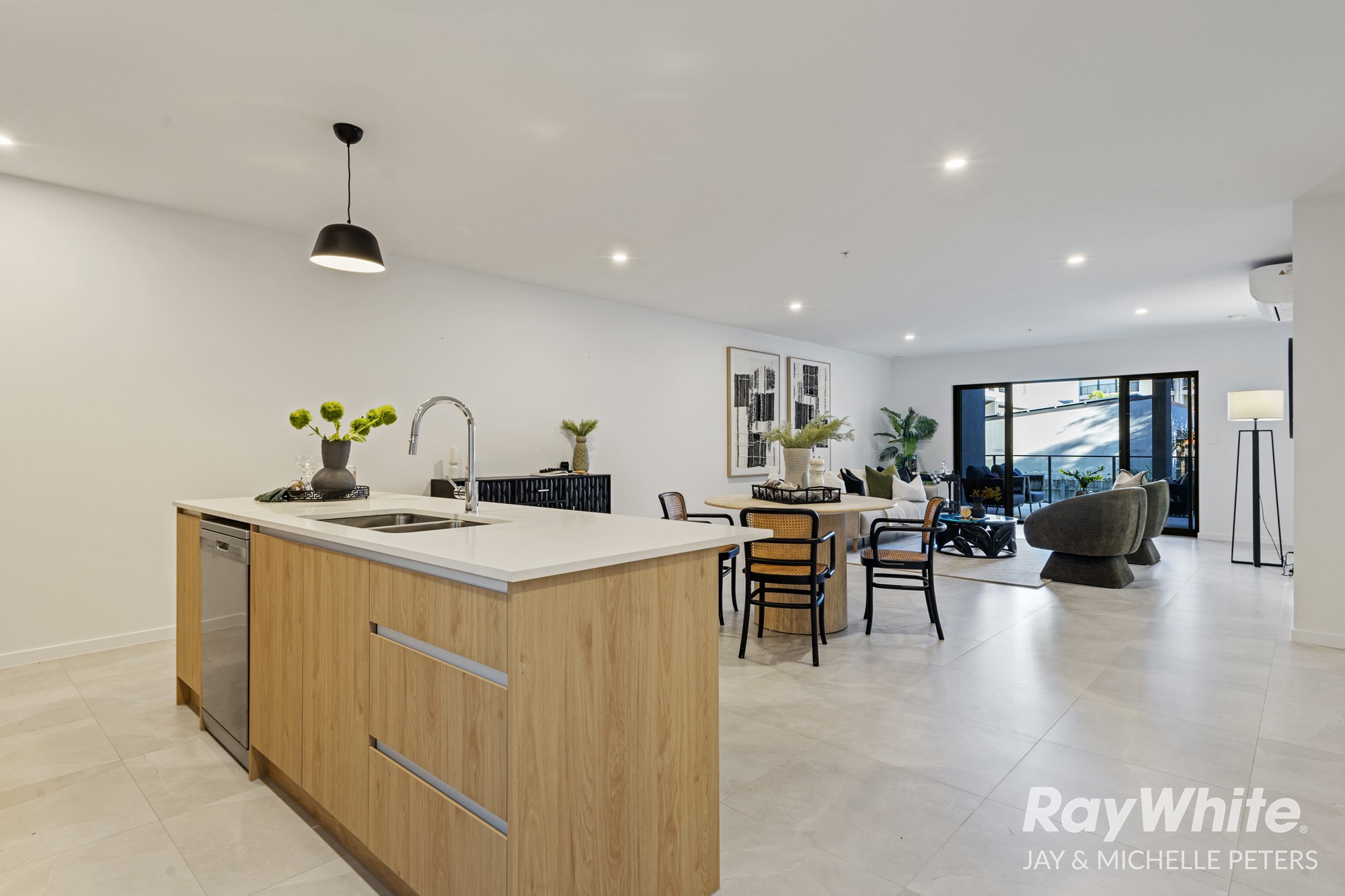 8/174-176 Mein Street, Scarborough, QLD 4020