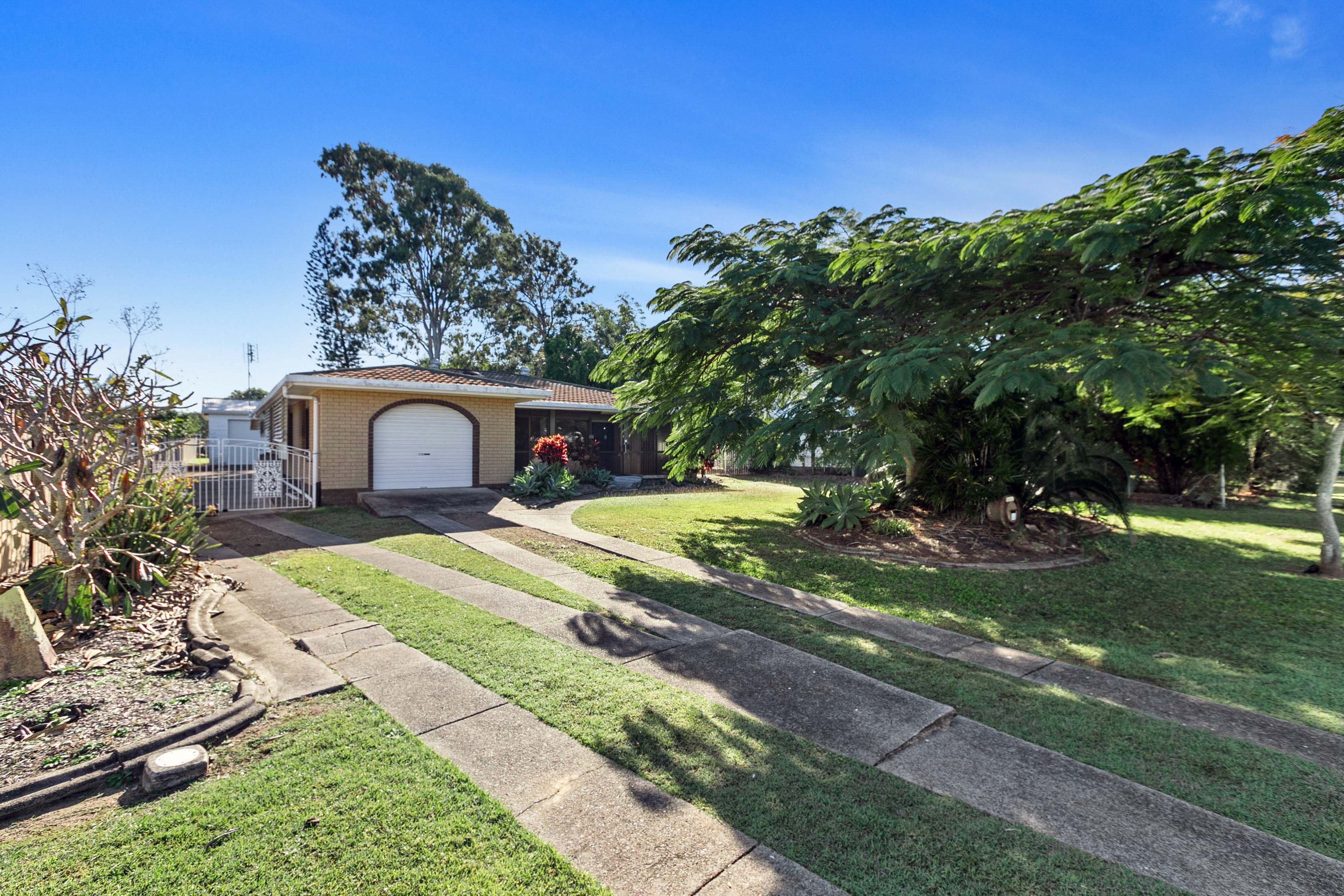 21 Brighton Street, Point Vernon, QLD 4655