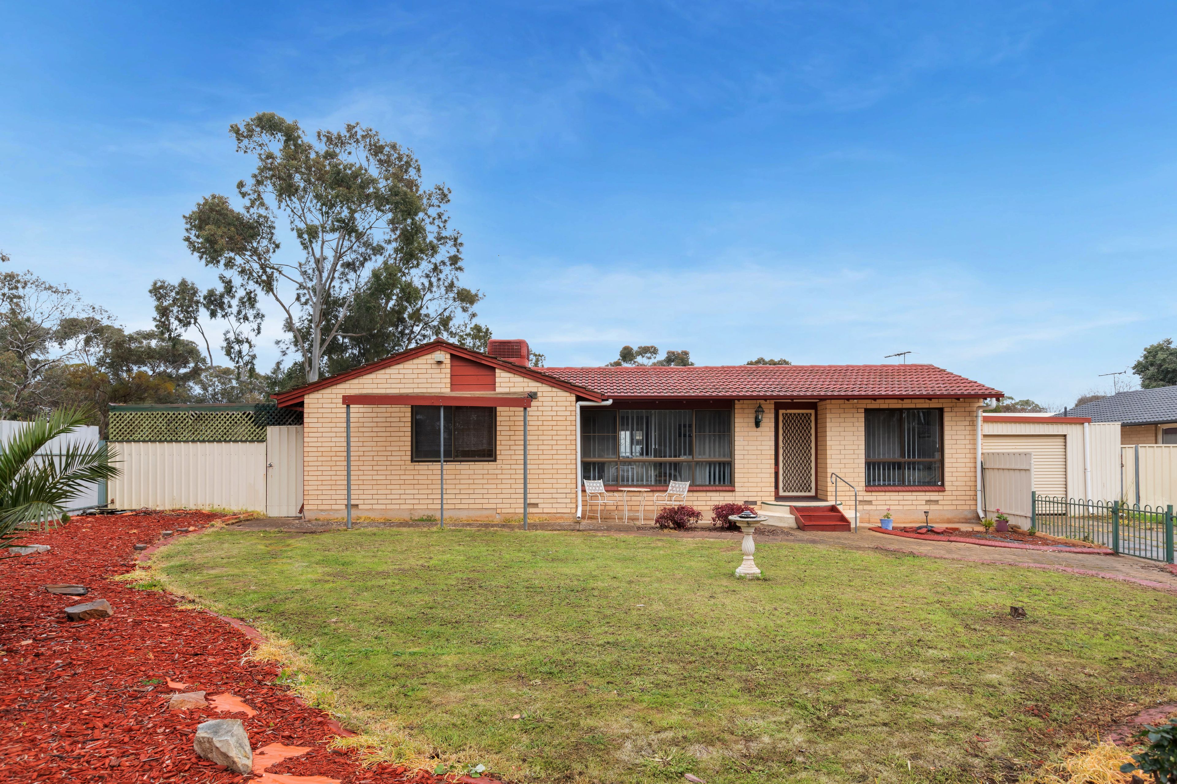 12 Palari Crescent — photo from Ray White Craigmore