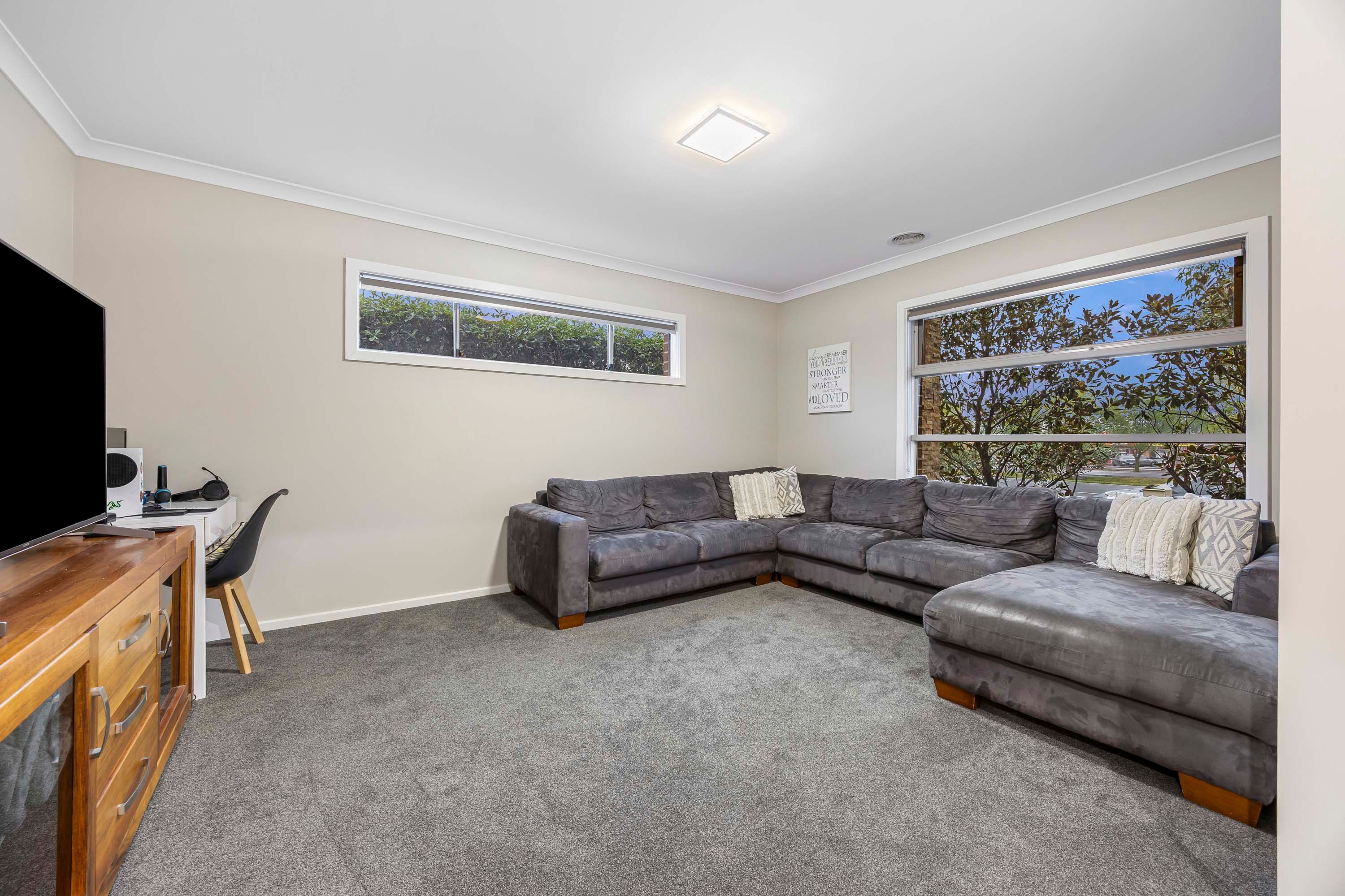 1768 Sturt Street — photo 4 of 30