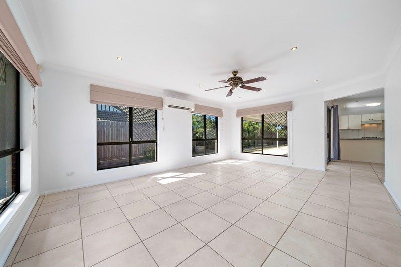 25 Tibrogargan Close, Loganholme, QLD 4129