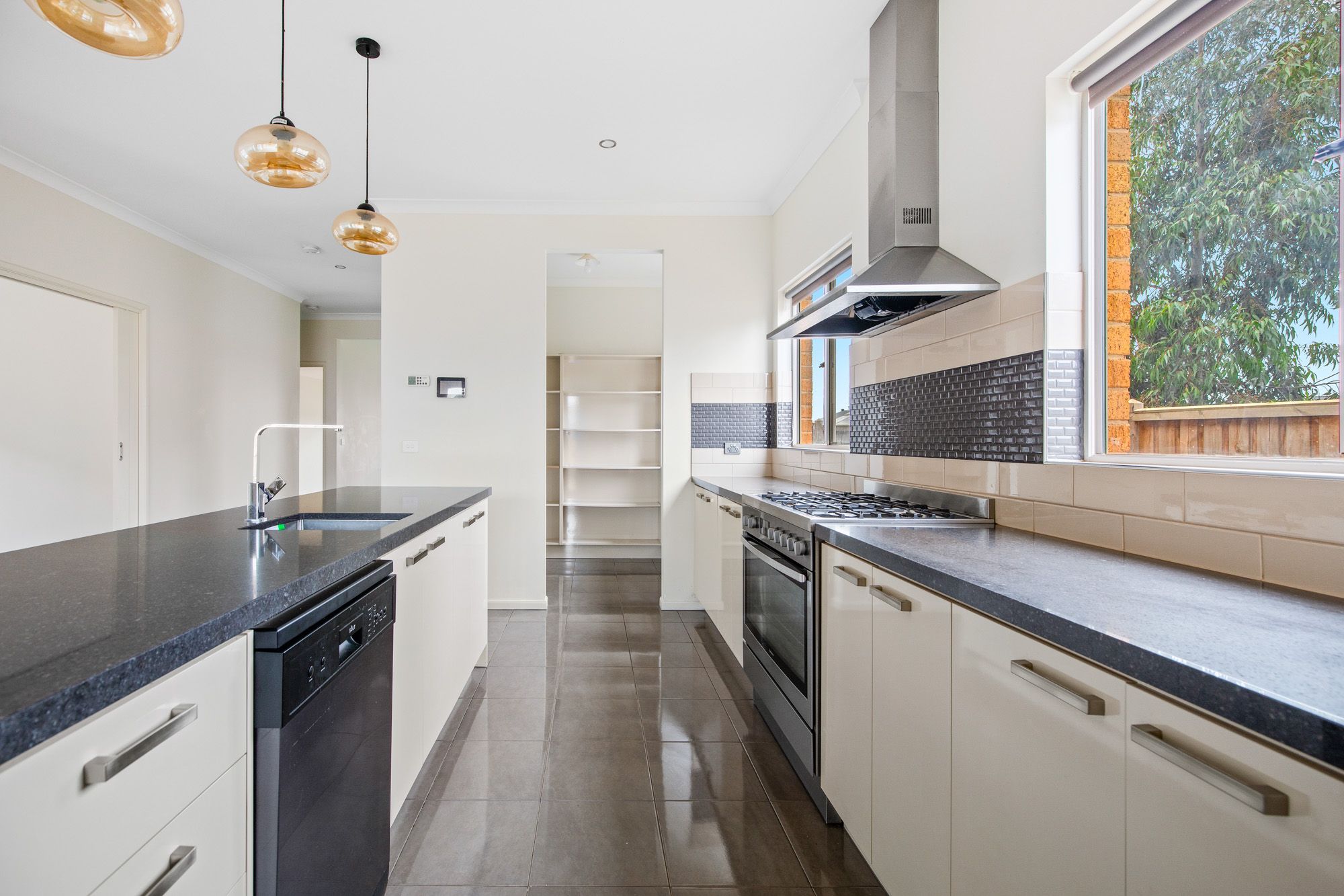 48 Wiltshire Boulevard, THORNHILL PARK, VIC 3335