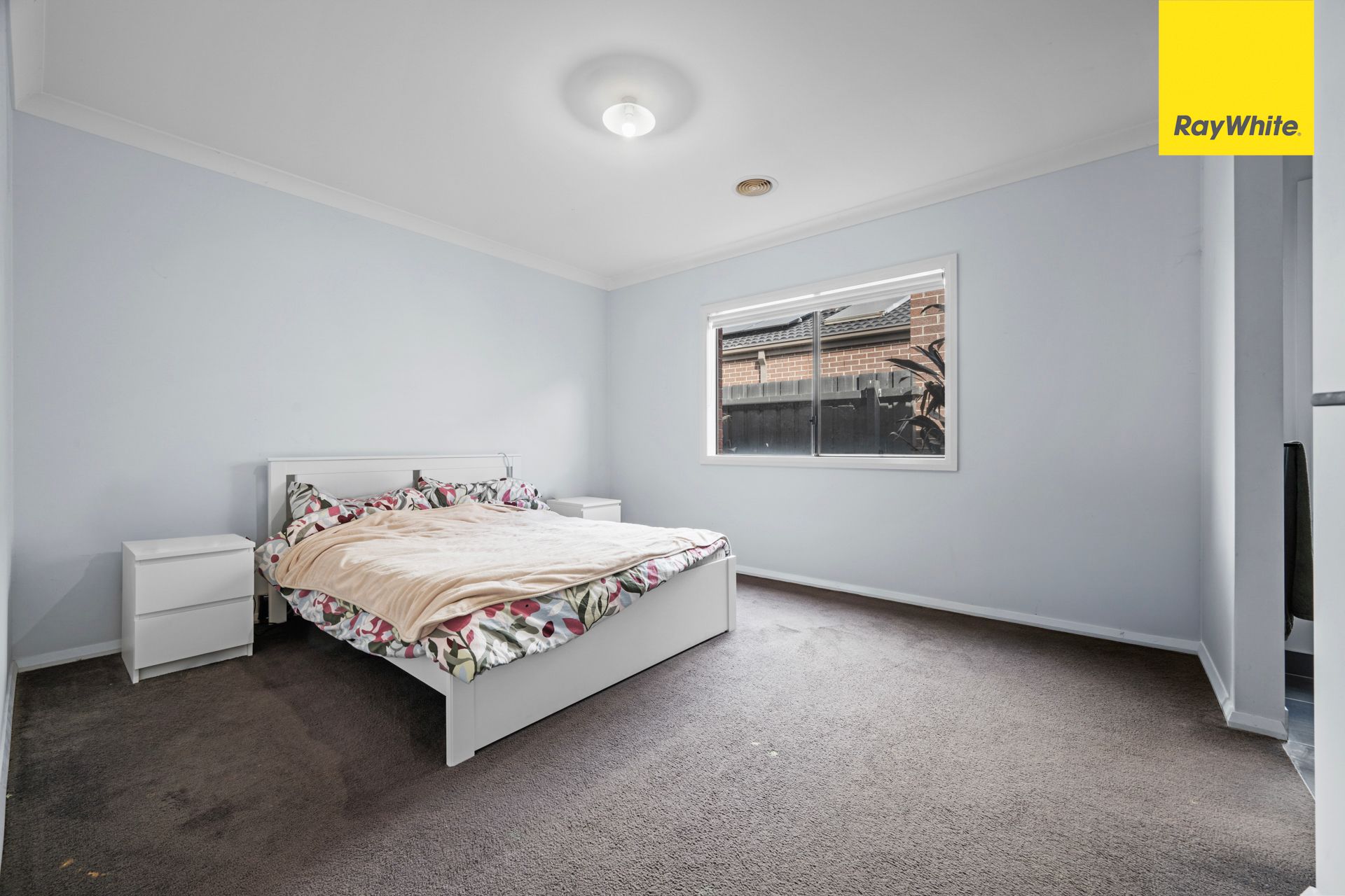 12 Toogoolawah Drive — photo 3 of 20