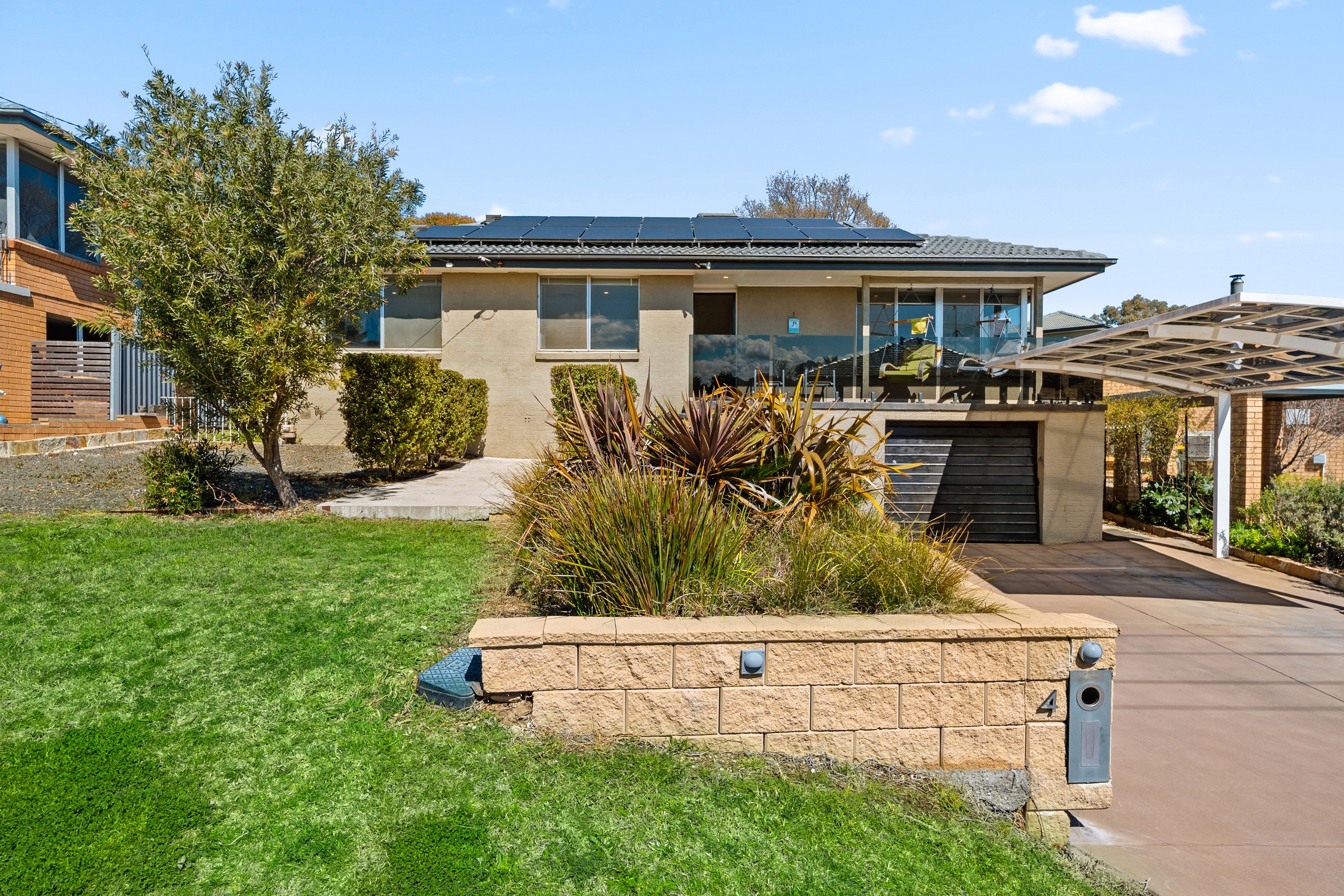 4 Corin Place, Crestwood, NSW 2620