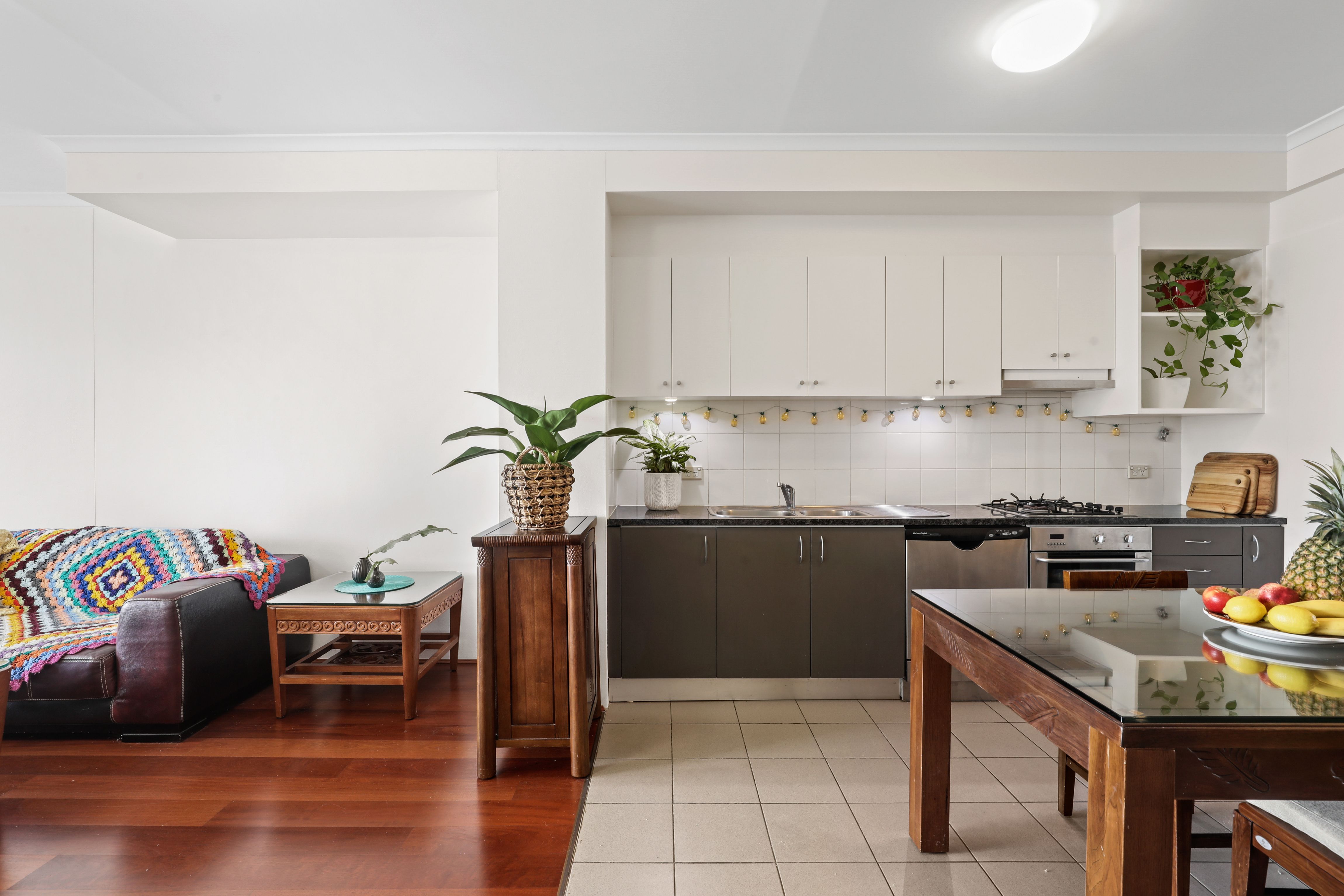 428/221 Sydney Park Road — photo 3 of 11