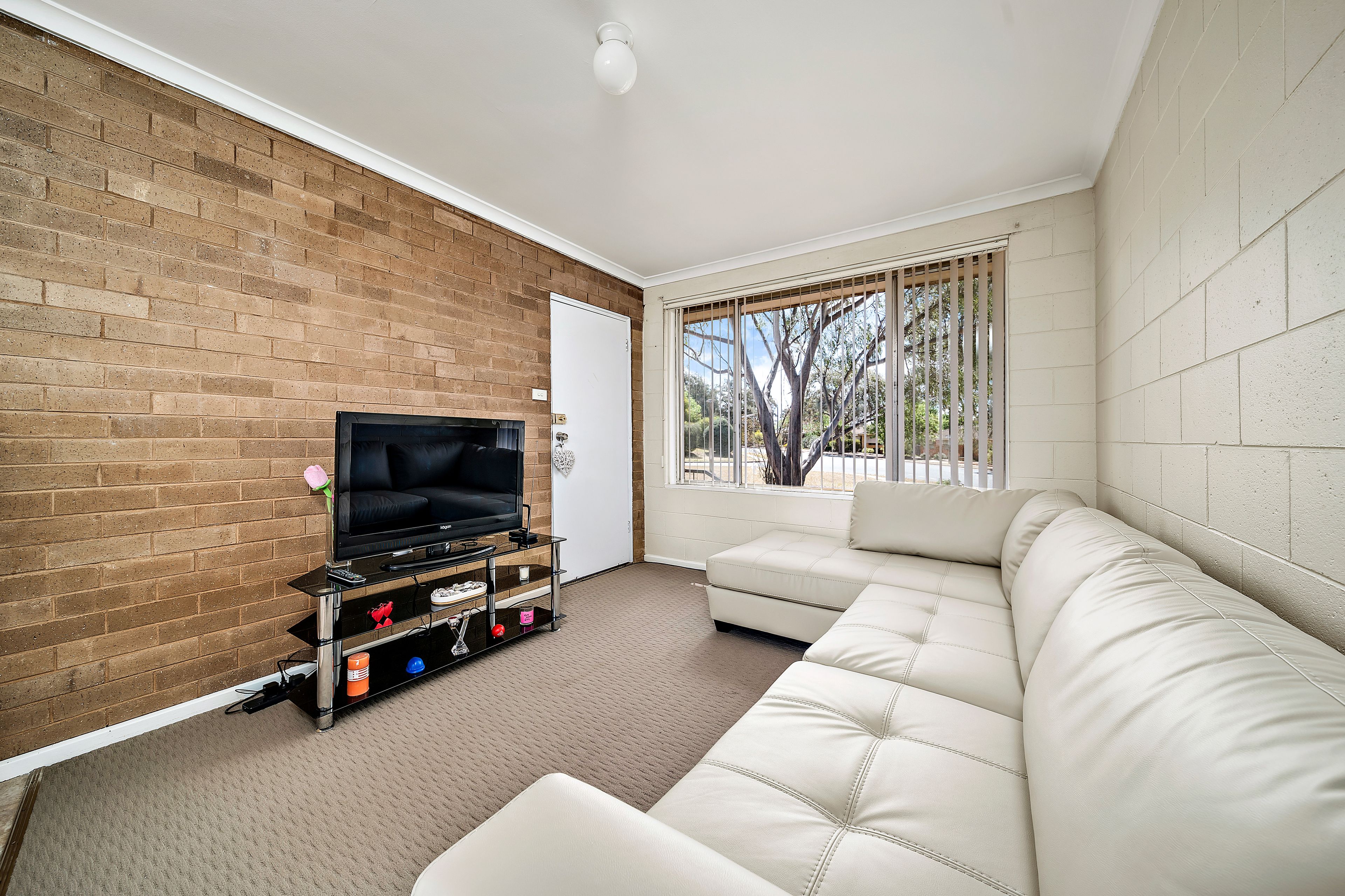 2/12 Wirraway Crescent, Scullin, ACT 2614