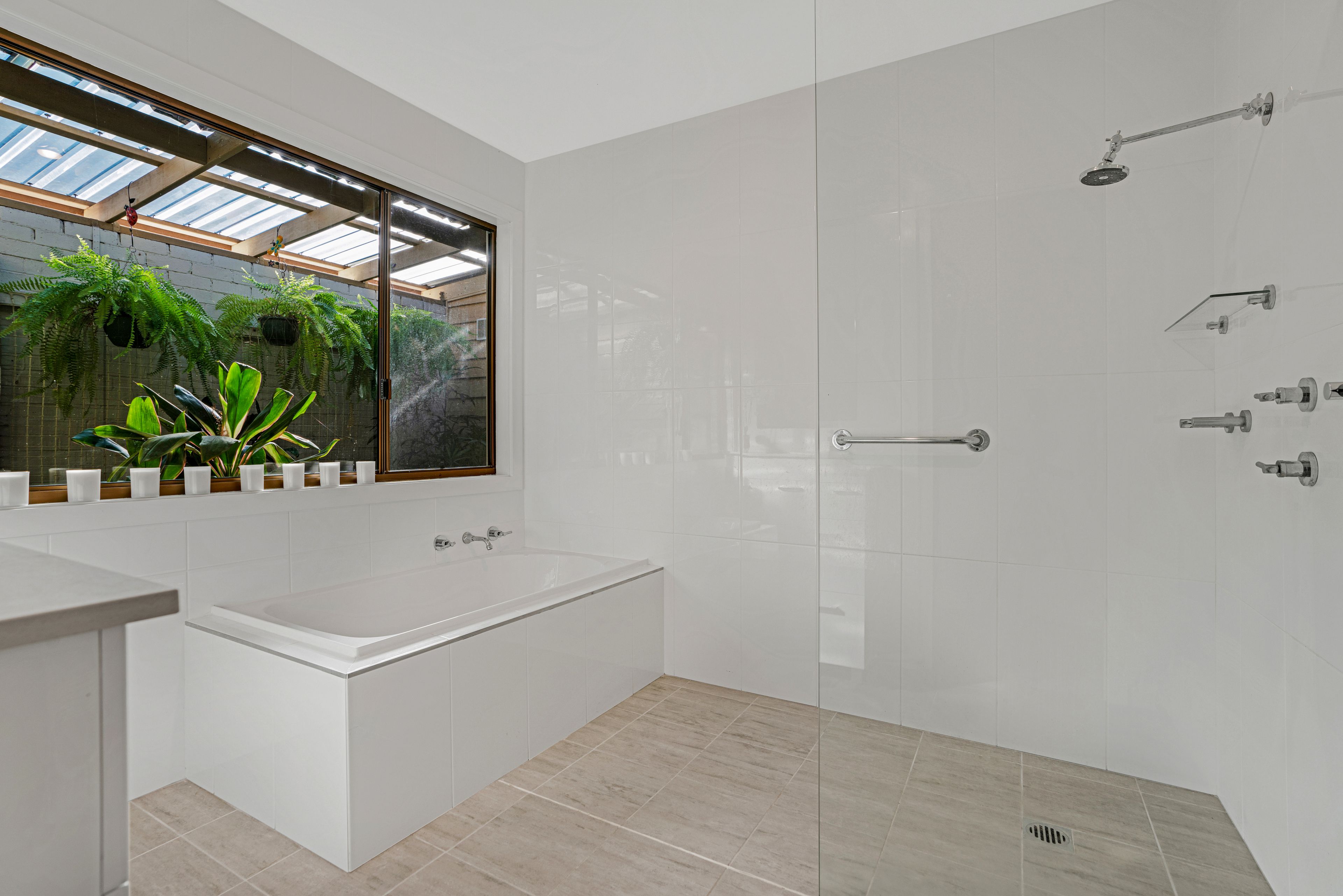 21 & 21A Halcot Avenue, North Nowra, NSW 2541