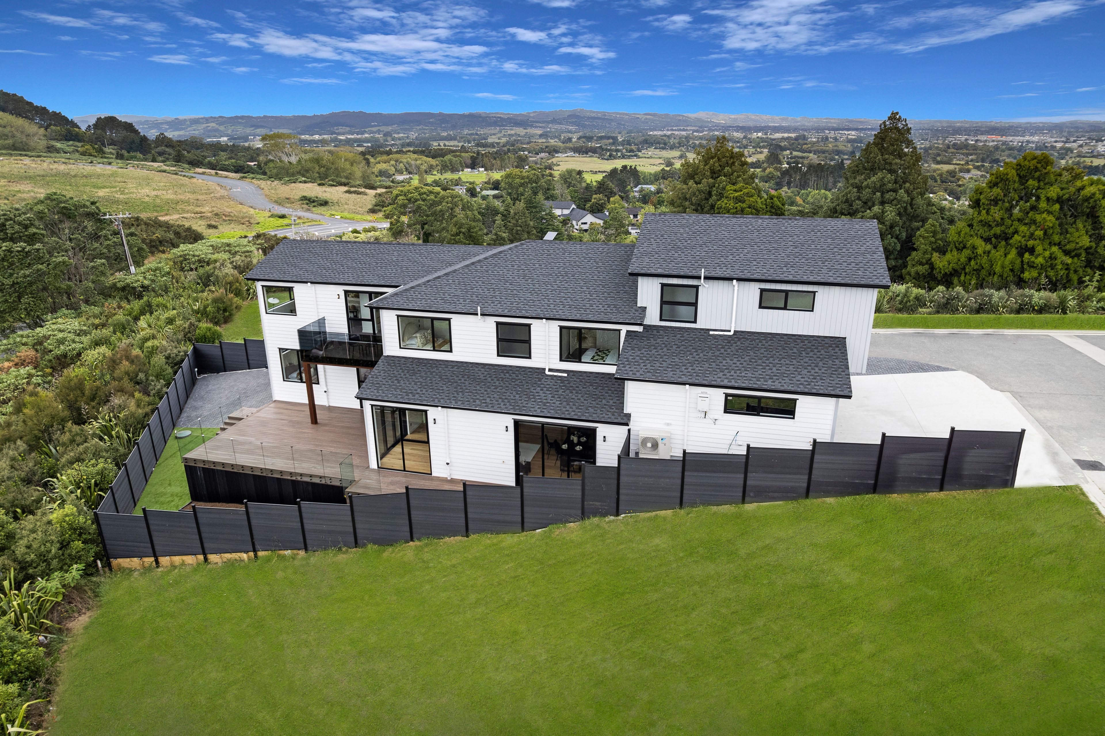 16 Harissa Place, The Gardens, Manukau City