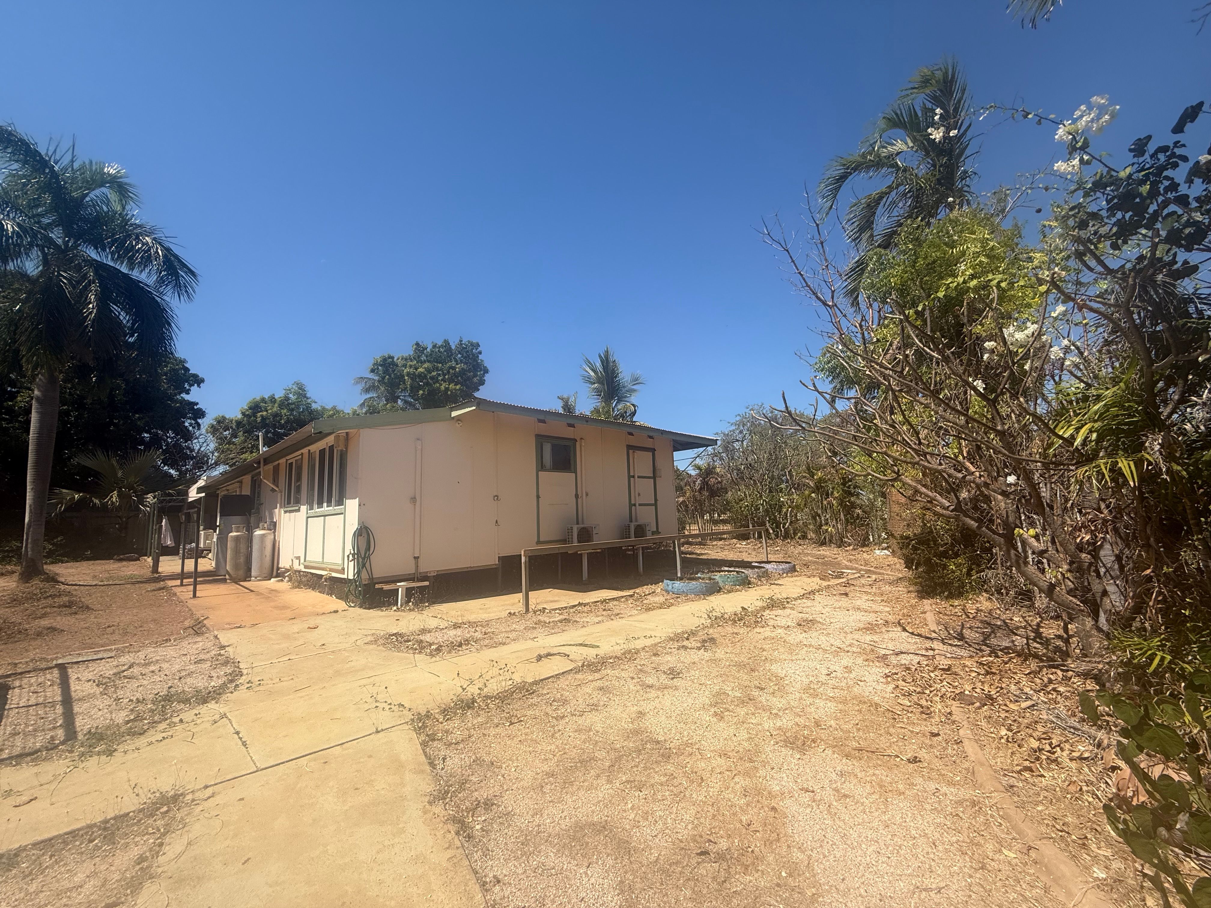 1 Van Emmerik Street — photo 18 of 18