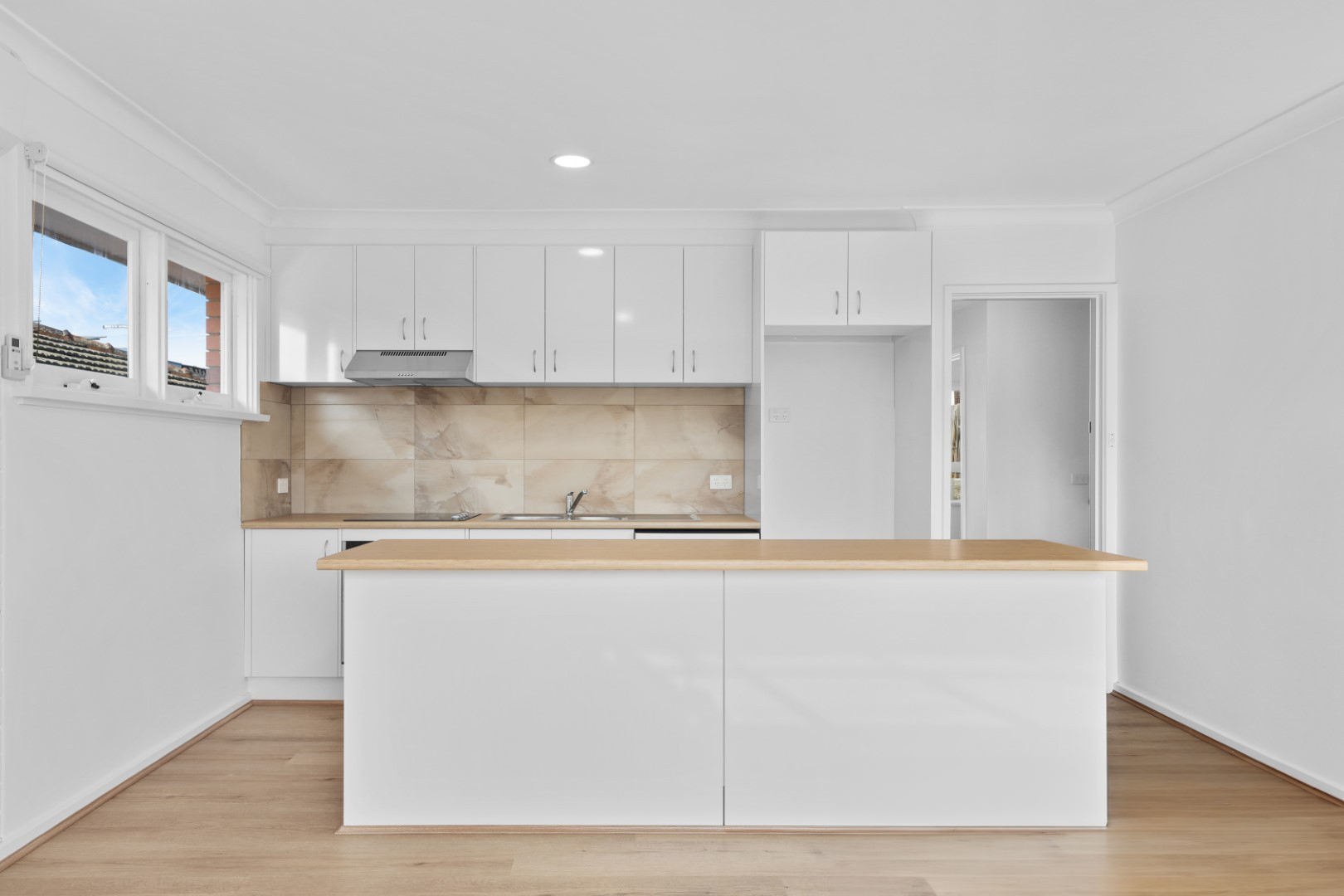6 Entrance Road, Seaford, VIC 3198