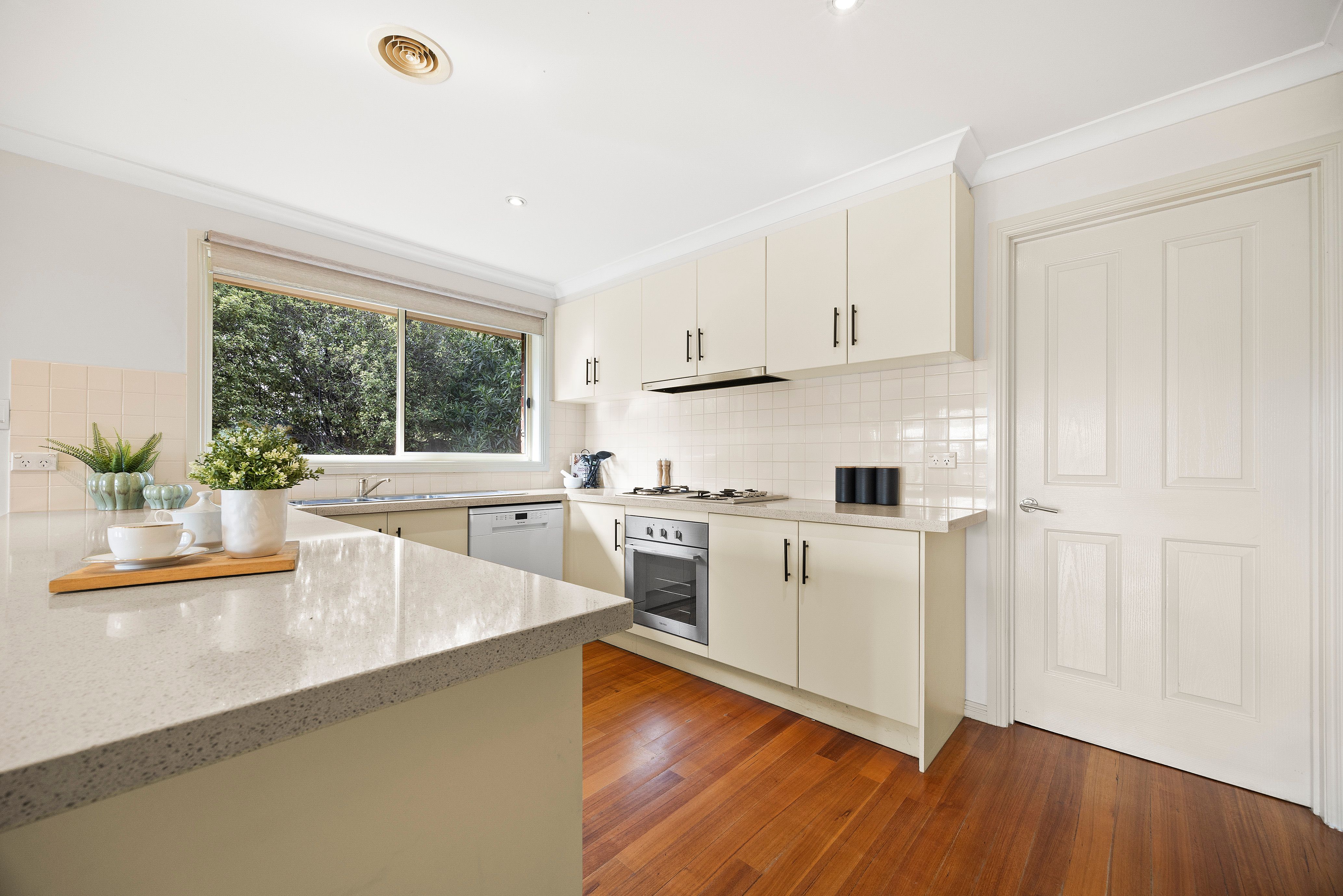 3/25 Pasley Street — photo 4 of 15