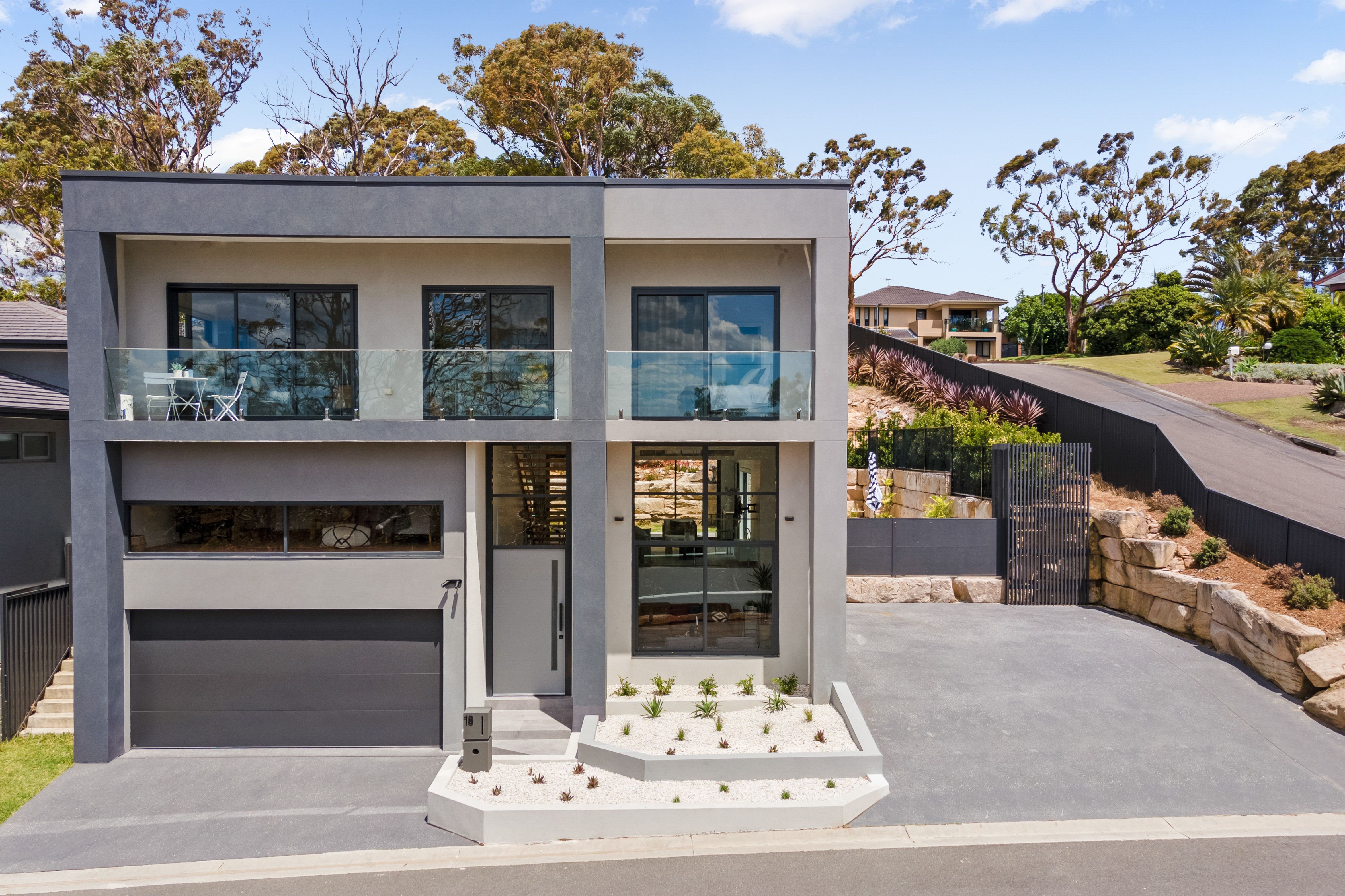 18 Sproule Road, Illawong, NSW 2234
