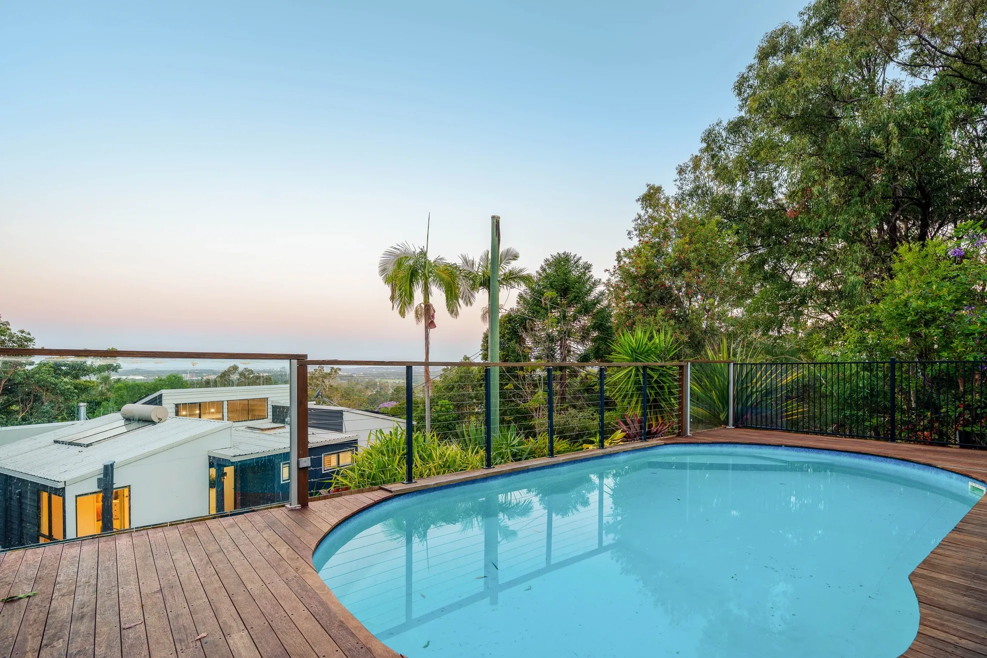 15 Duke Court, Tallai, QLD 4213