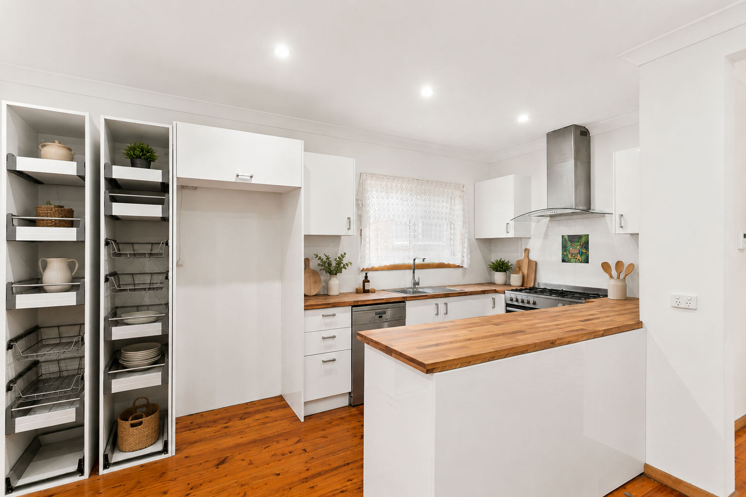 6 Wannyl Road, Kirrawee, NSW 2232