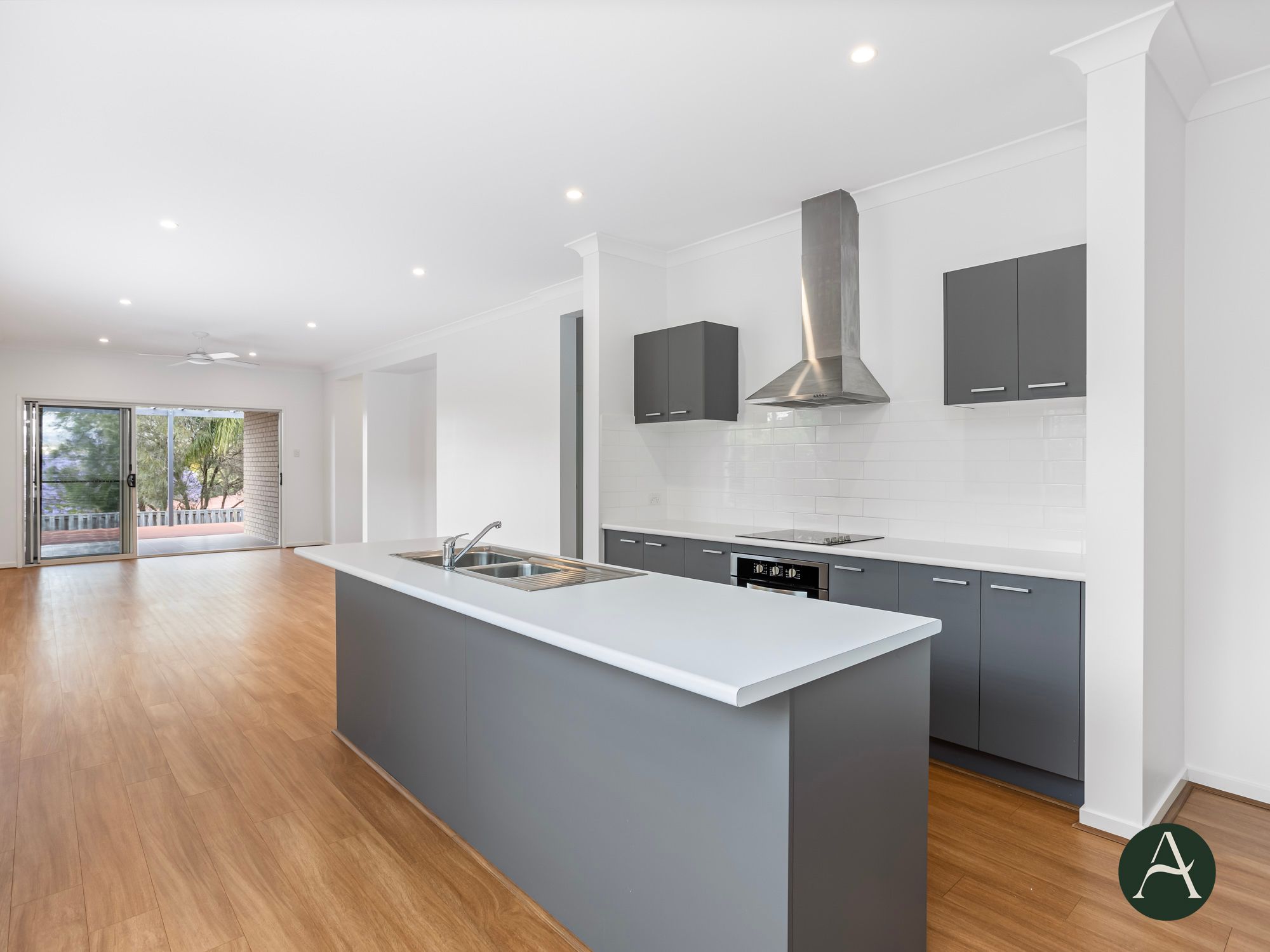 47 Nerang-Broadbeach Road, Nerang, QLD 4211