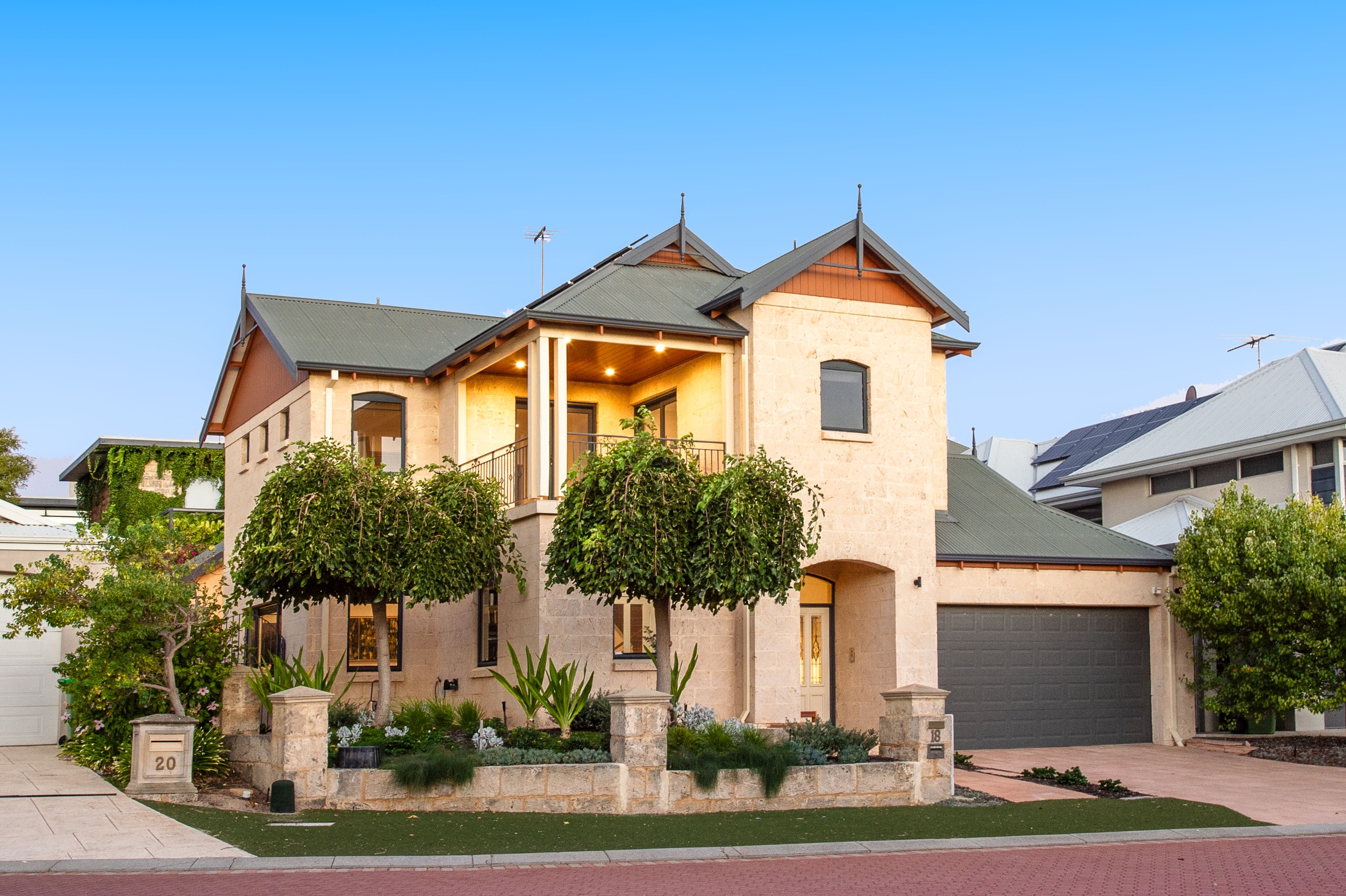 18 Eucla Court, North Fremantle, WA 6159