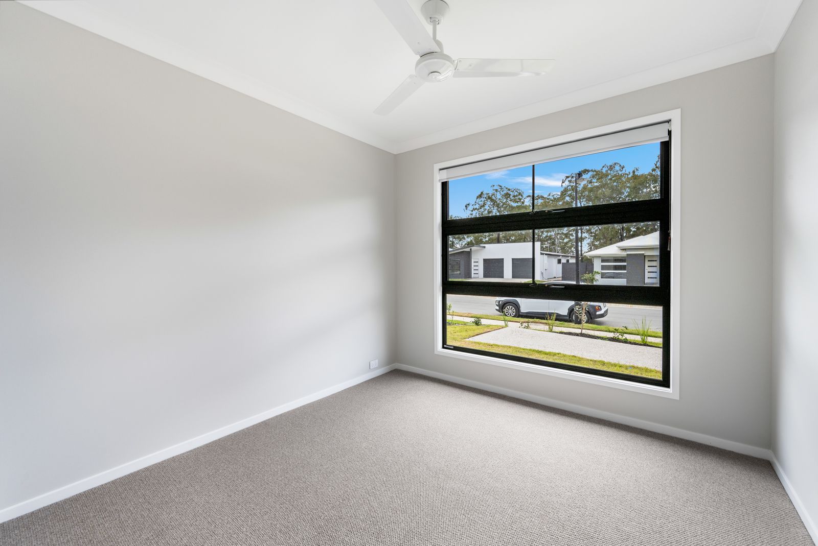 1/104 Pierro Place — photo 4 of 11