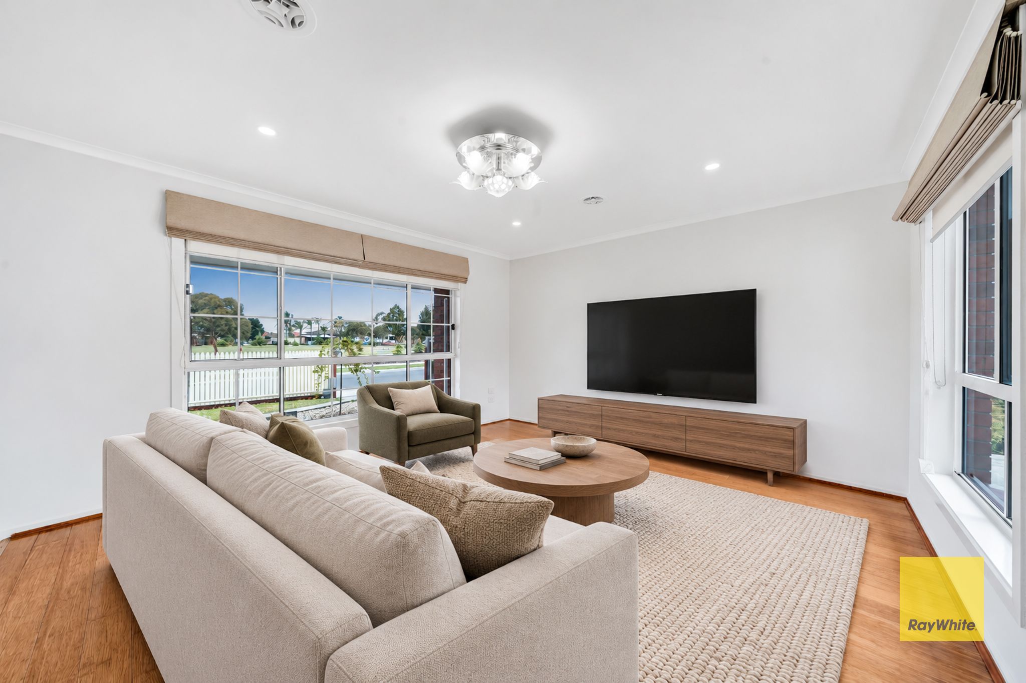 15 Moreton Court — photo 12 of 27