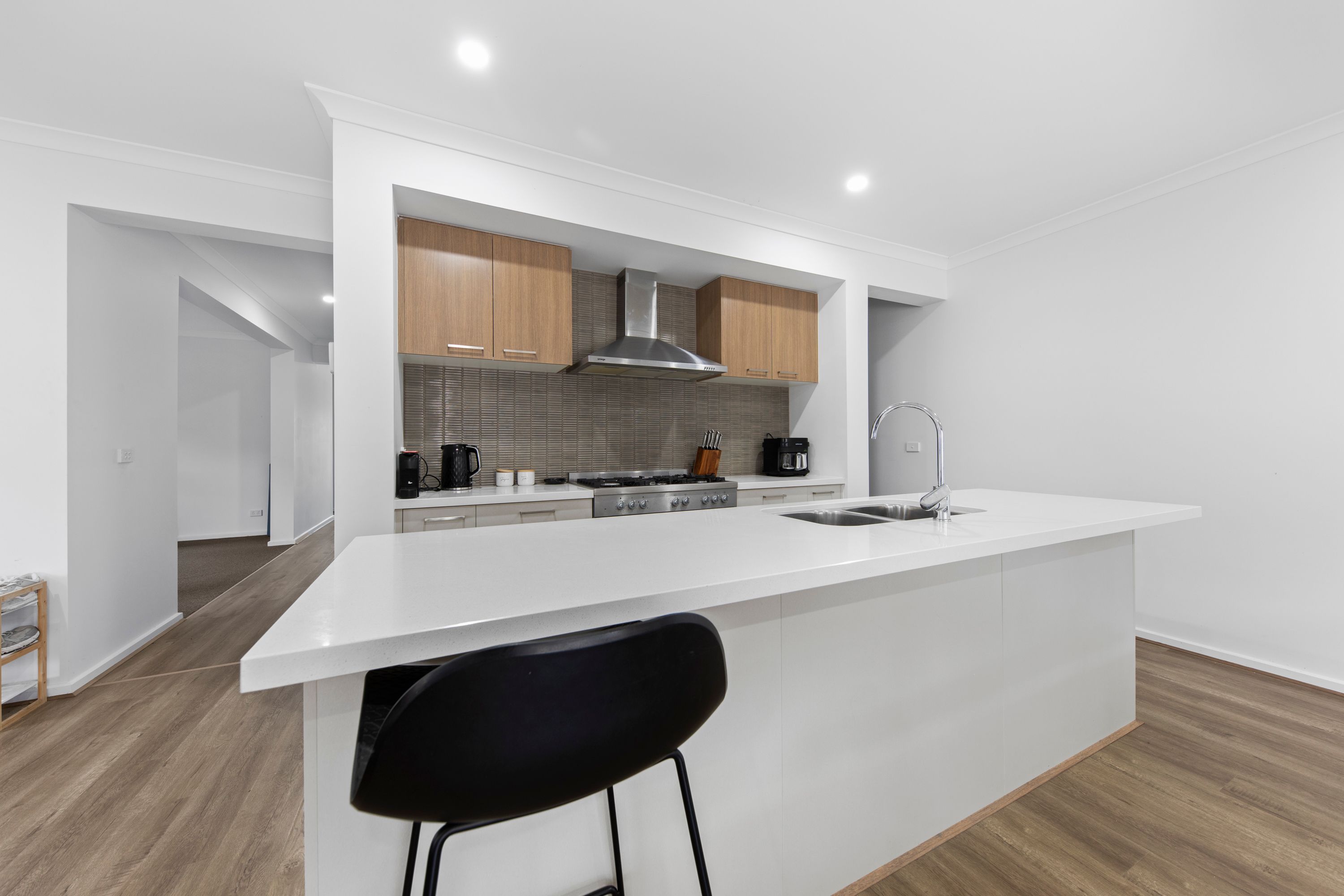 48 Barbara Avenue — photo 3 of 29
