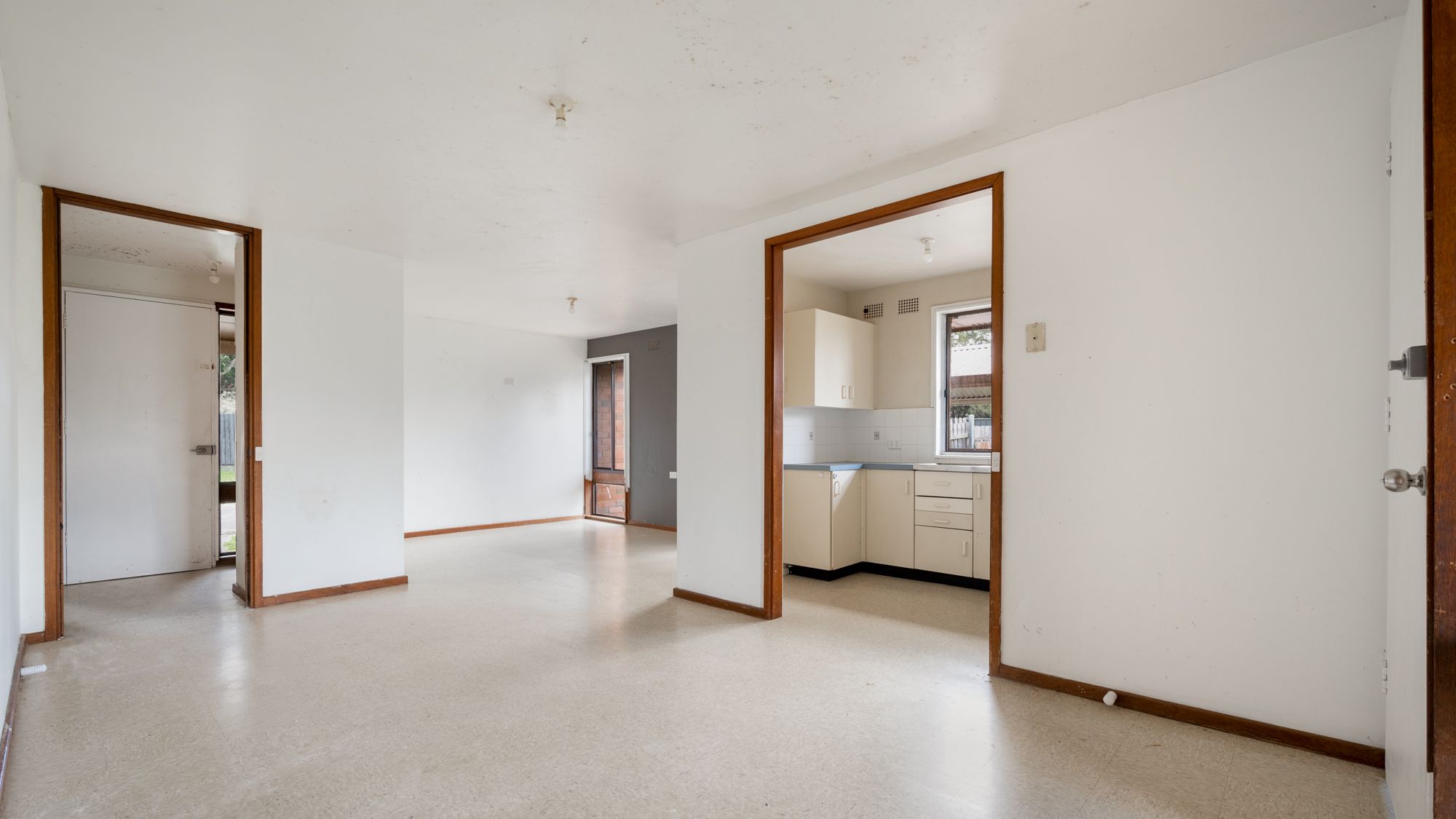 10 Atkinson Place, Airds, NSW 2560
